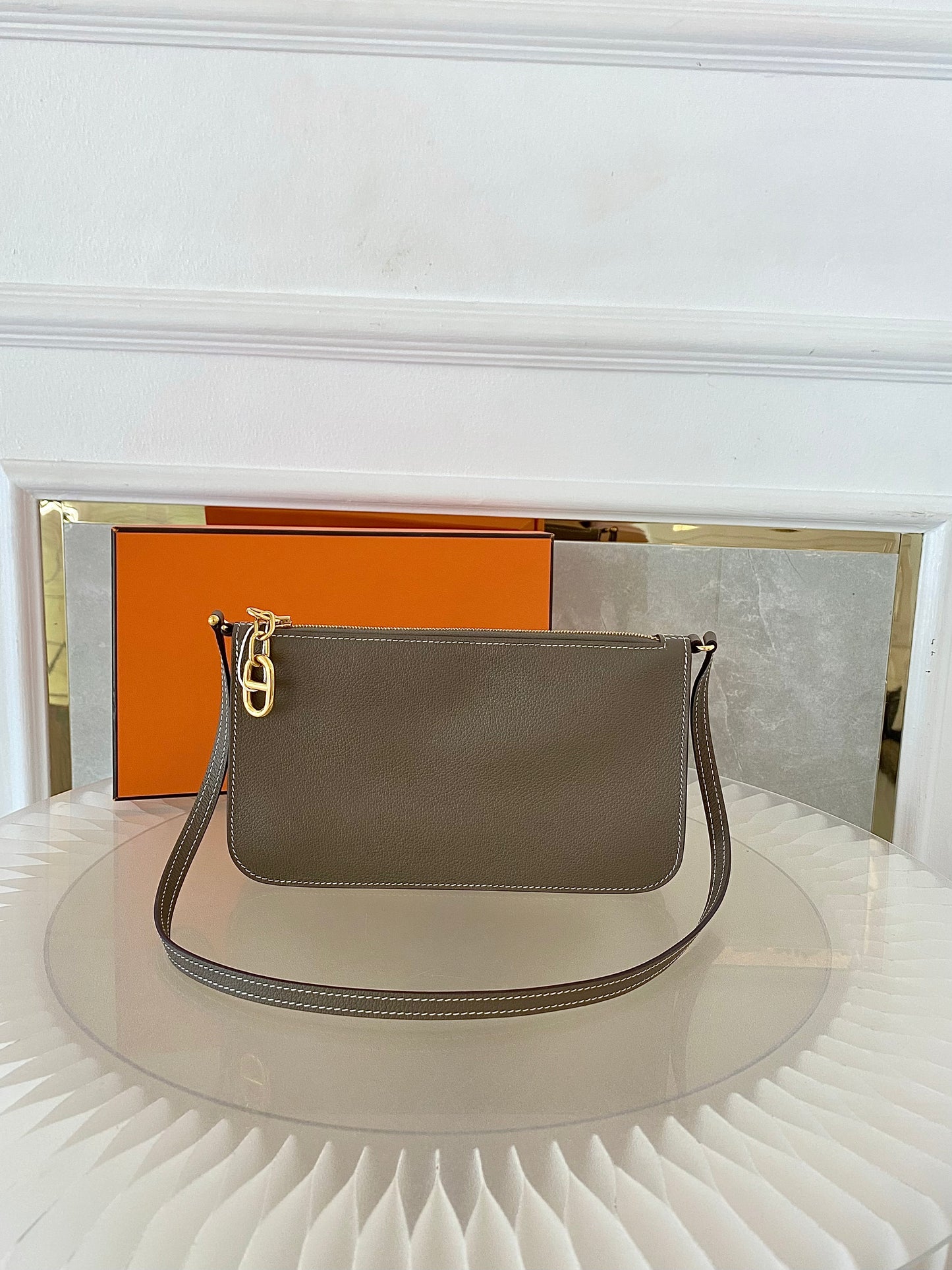HERMES Zipengo Chaine d’Ancre To Go Pouch in Etoupe GHW