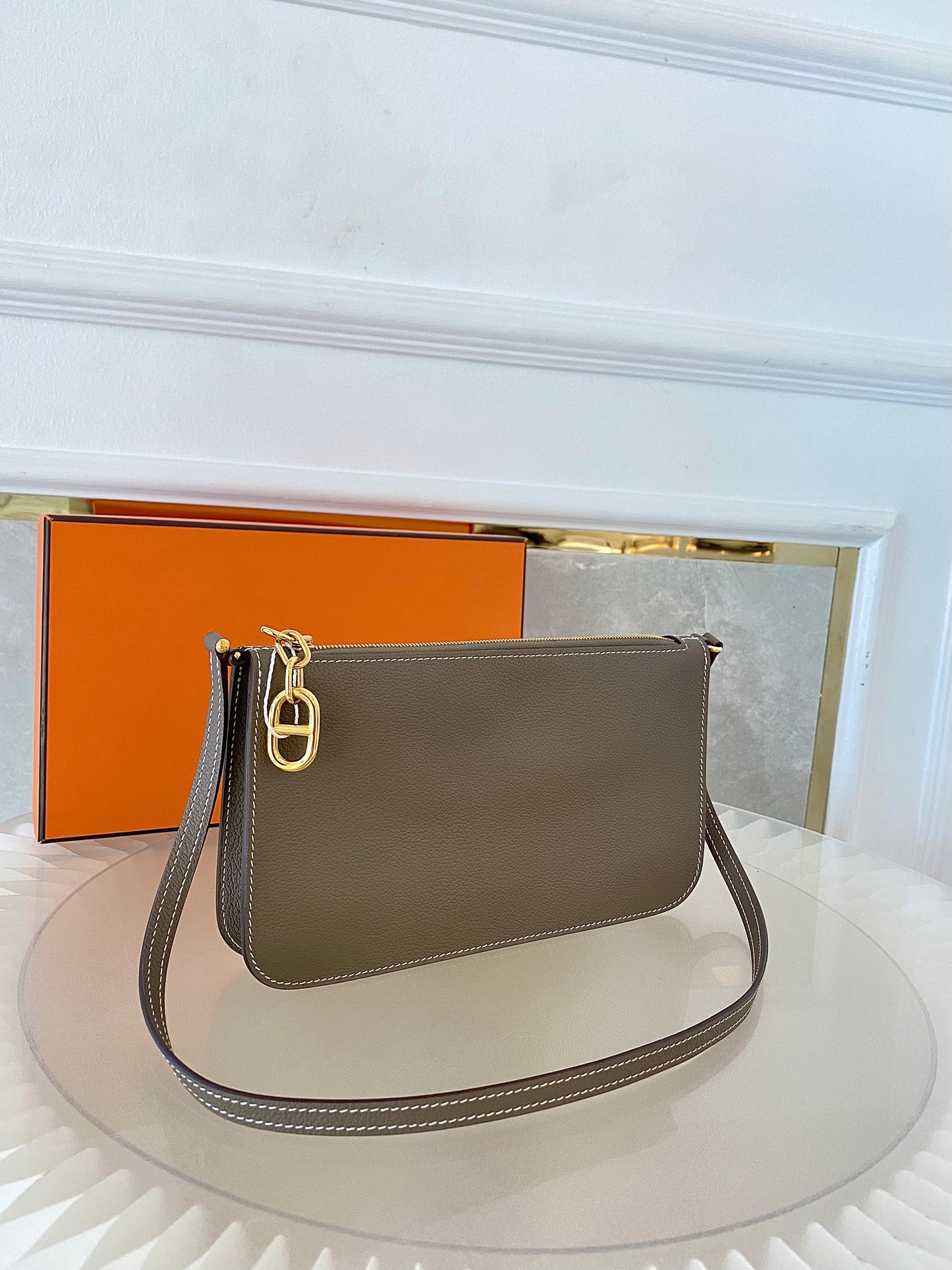 HERMES Zipengo Chaine d’Ancre To Go Pouch in Etoupe GHW