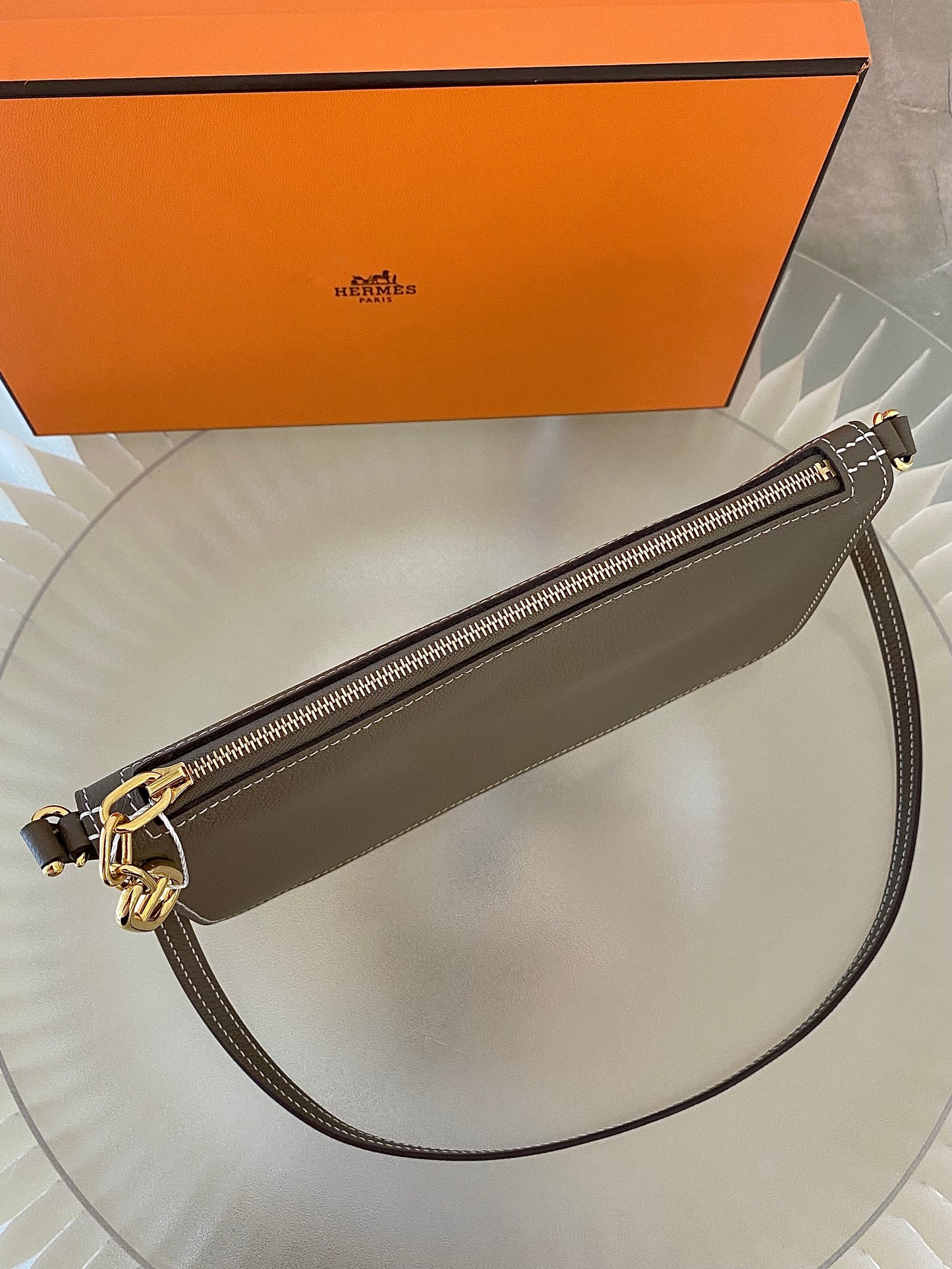 HERMES Zipengo Chaine d’Ancre To Go Pouch in Etoupe GHW