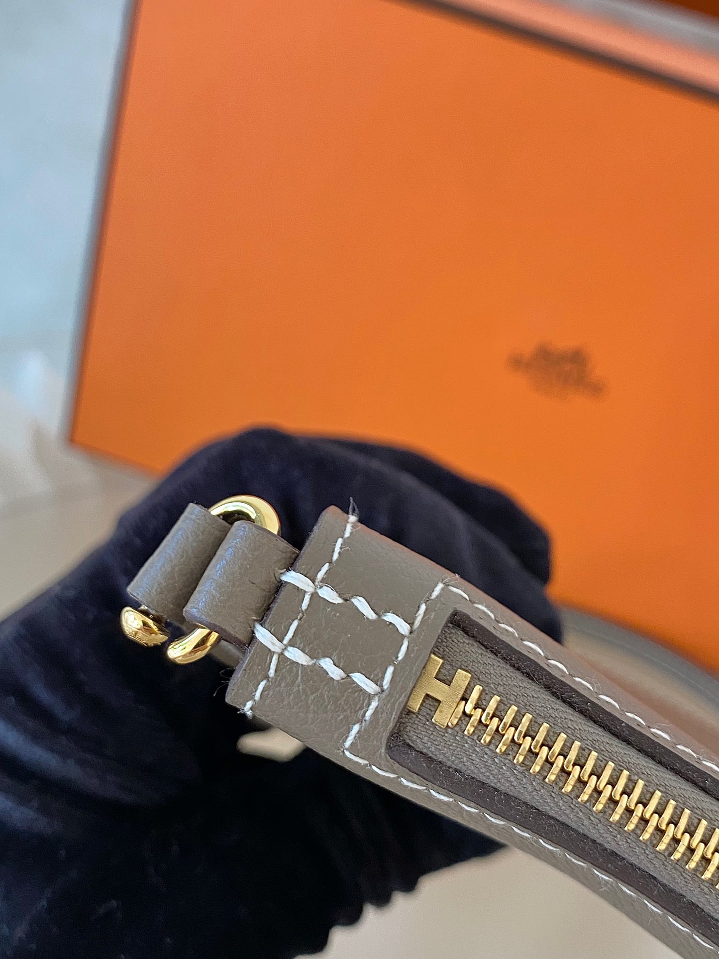 HERMES Zipengo Chaine d’Ancre To Go Pouch in Etoupe GHW