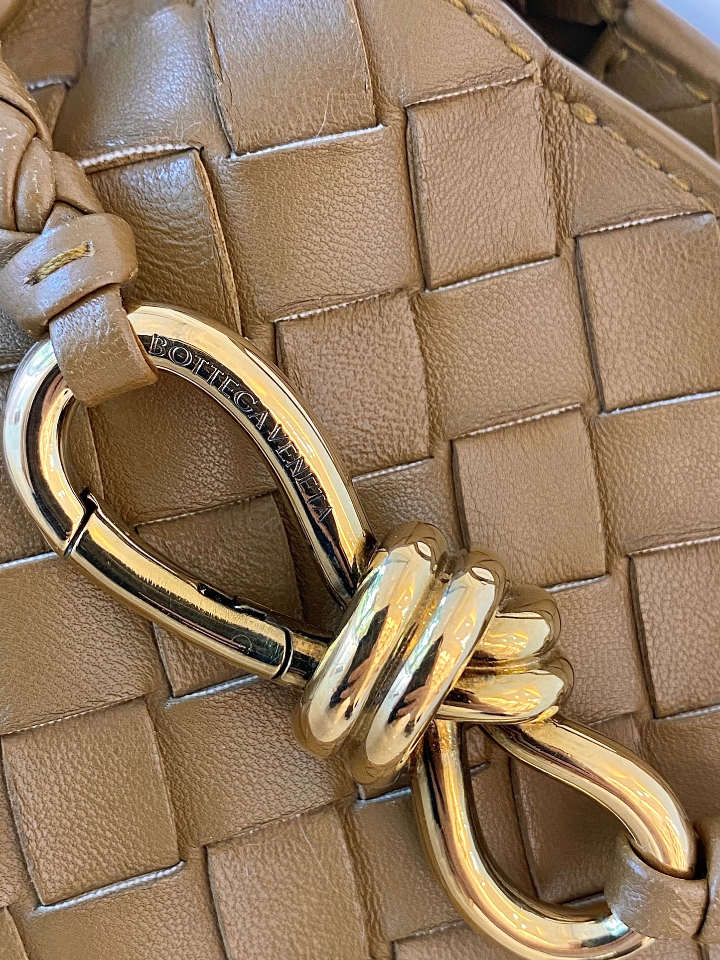 Bottega Veneta Small Andiamo Bag in a  Travertine Woven Leather