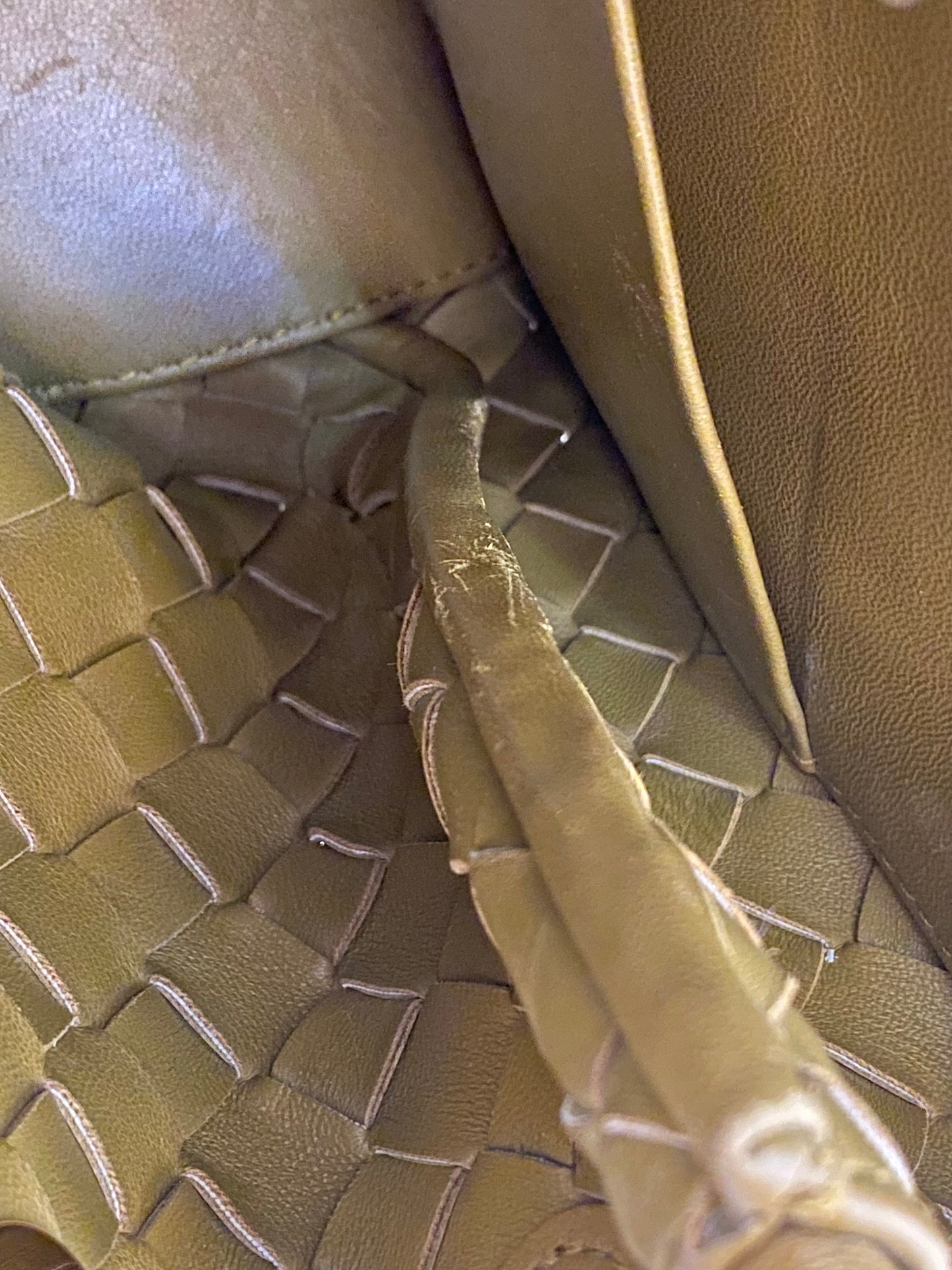 Bottega Veneta Small Andiamo Bag in a  Travertine Woven Leather