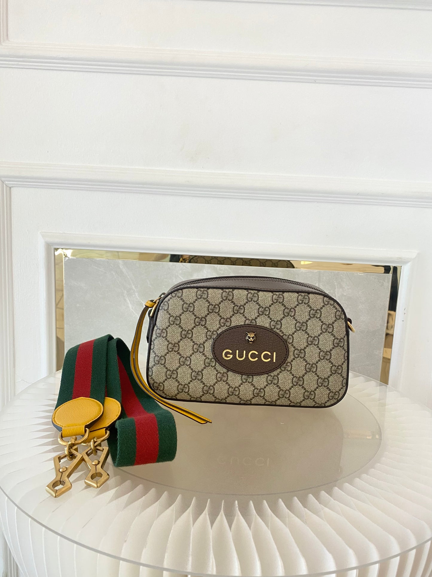 GUCCI Neo Vintage Supreme Canvas Bag