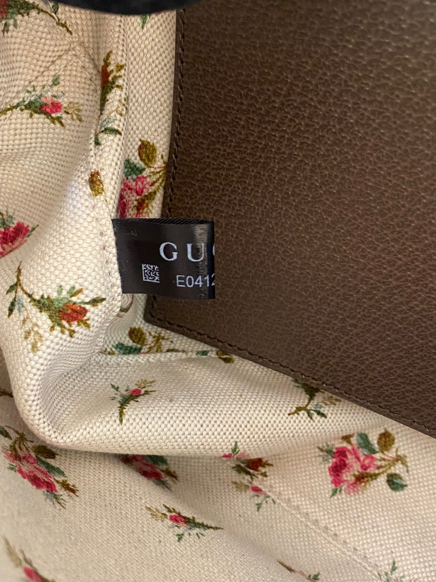 GUCCI Neo Vintage Supreme Canvas Bag