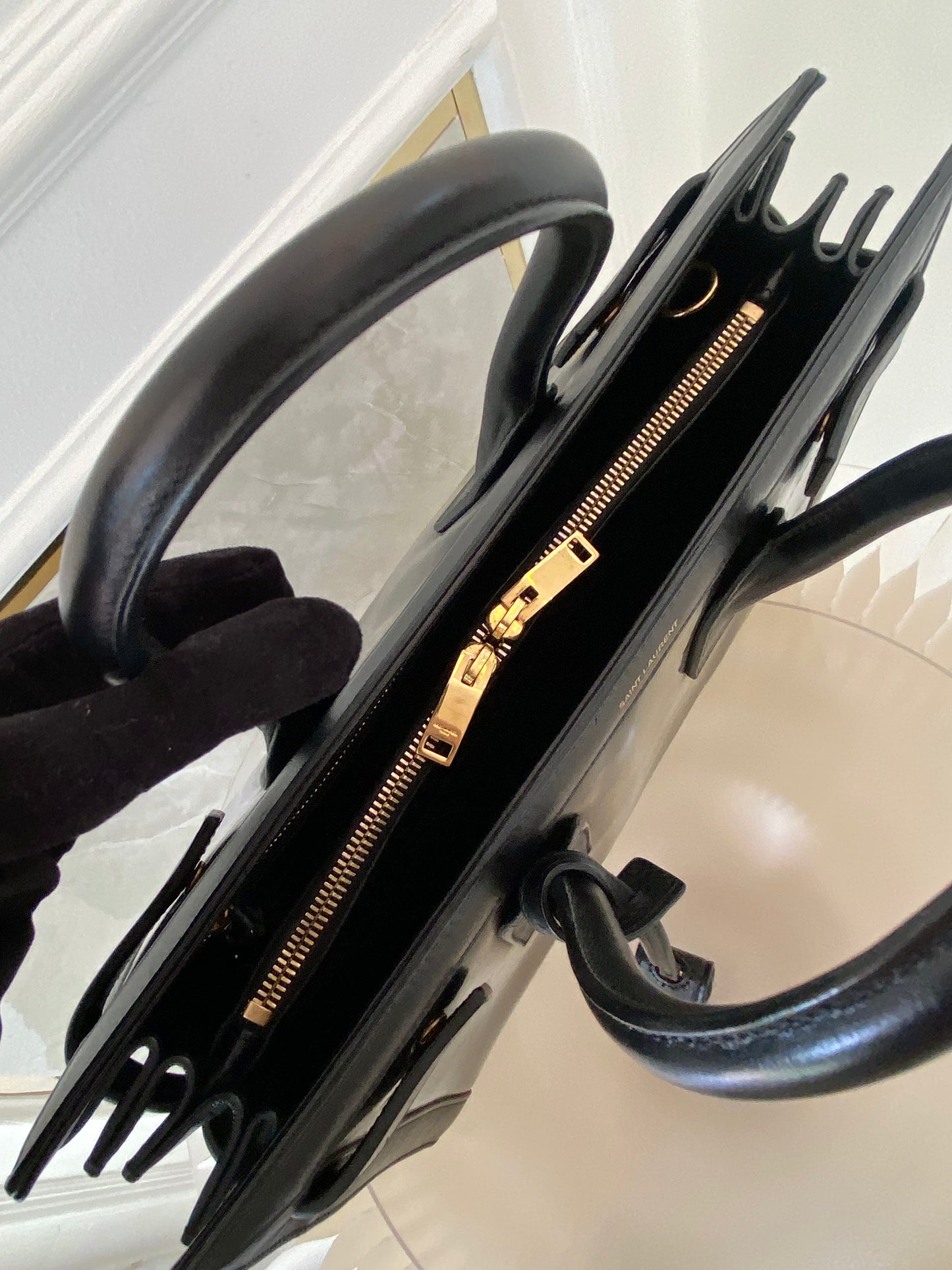 YVES SAINT LAURENT Black Patent Leather Sac De Jour