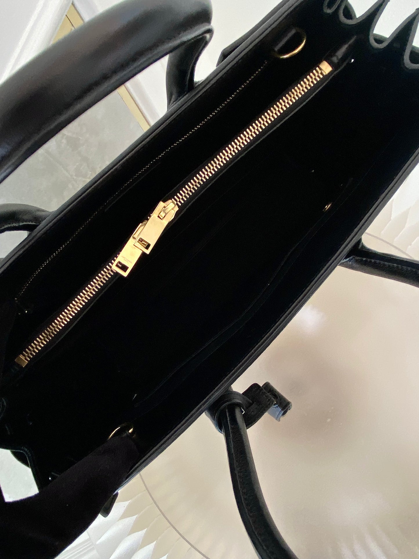 YVES SAINT LAURENT Black Patent Leather Sac De Jour