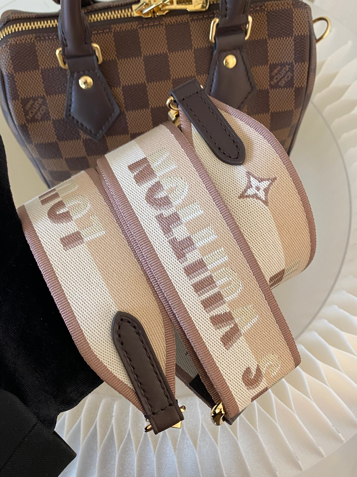 LOUIS VUITTON Speedy Bandoulière 20 DE