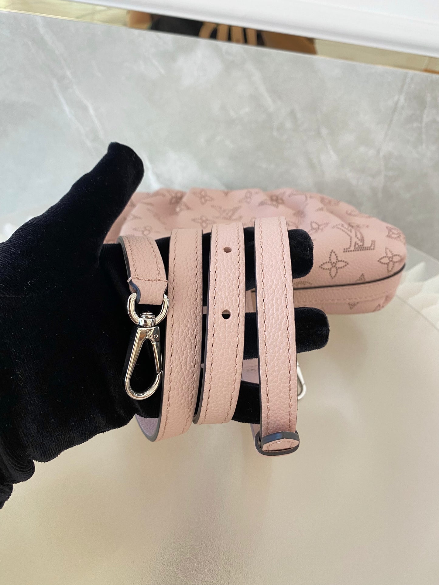 Louis Vuitton Mahina Scala Mini Pouch Magnolia