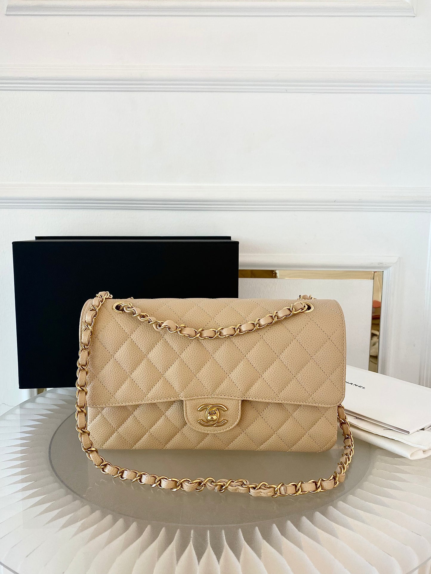 CHANELMedium Classic Double Flap Beige GHW