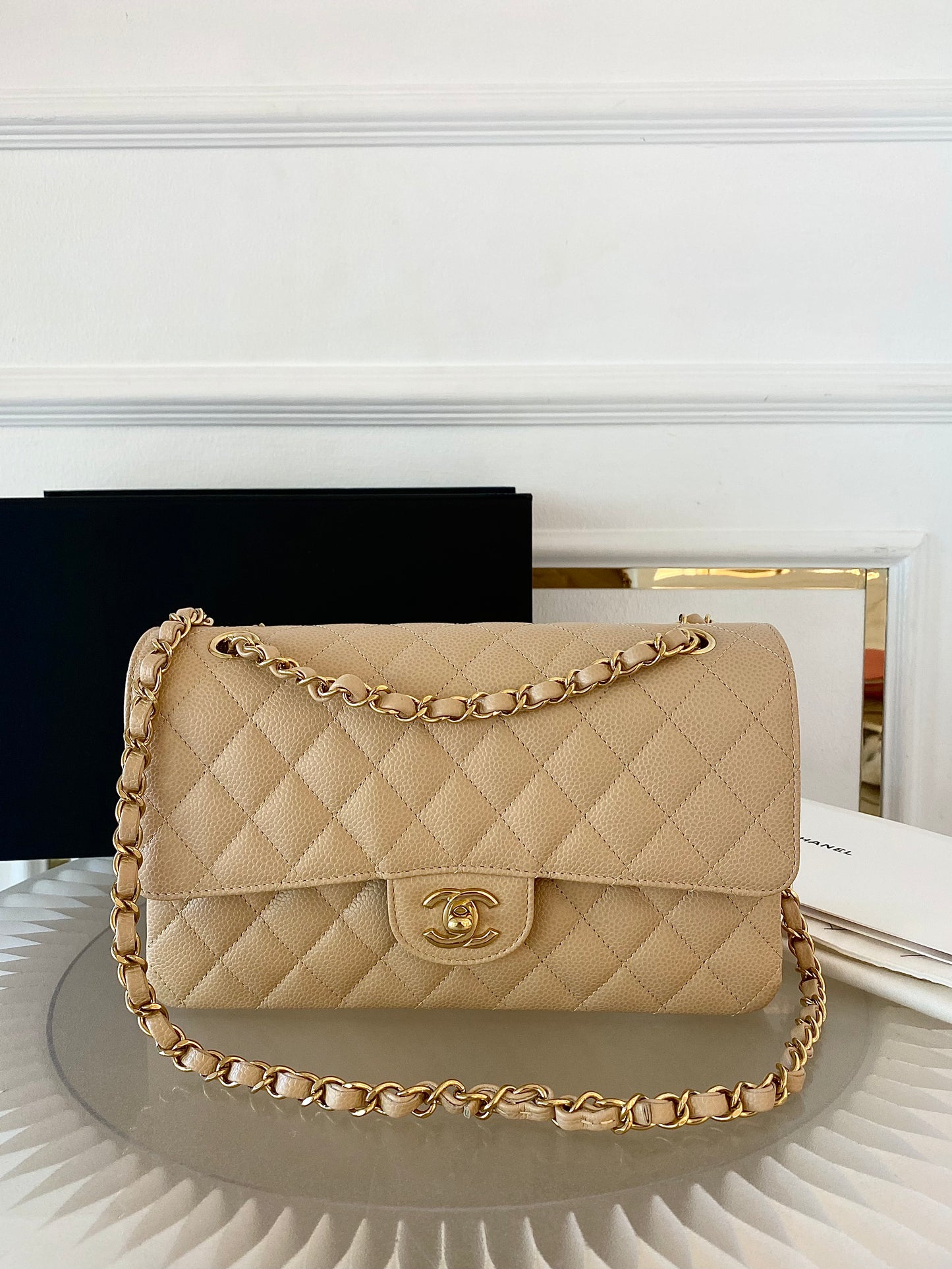 CHANELMedium Classic Double Flap Beige GHW