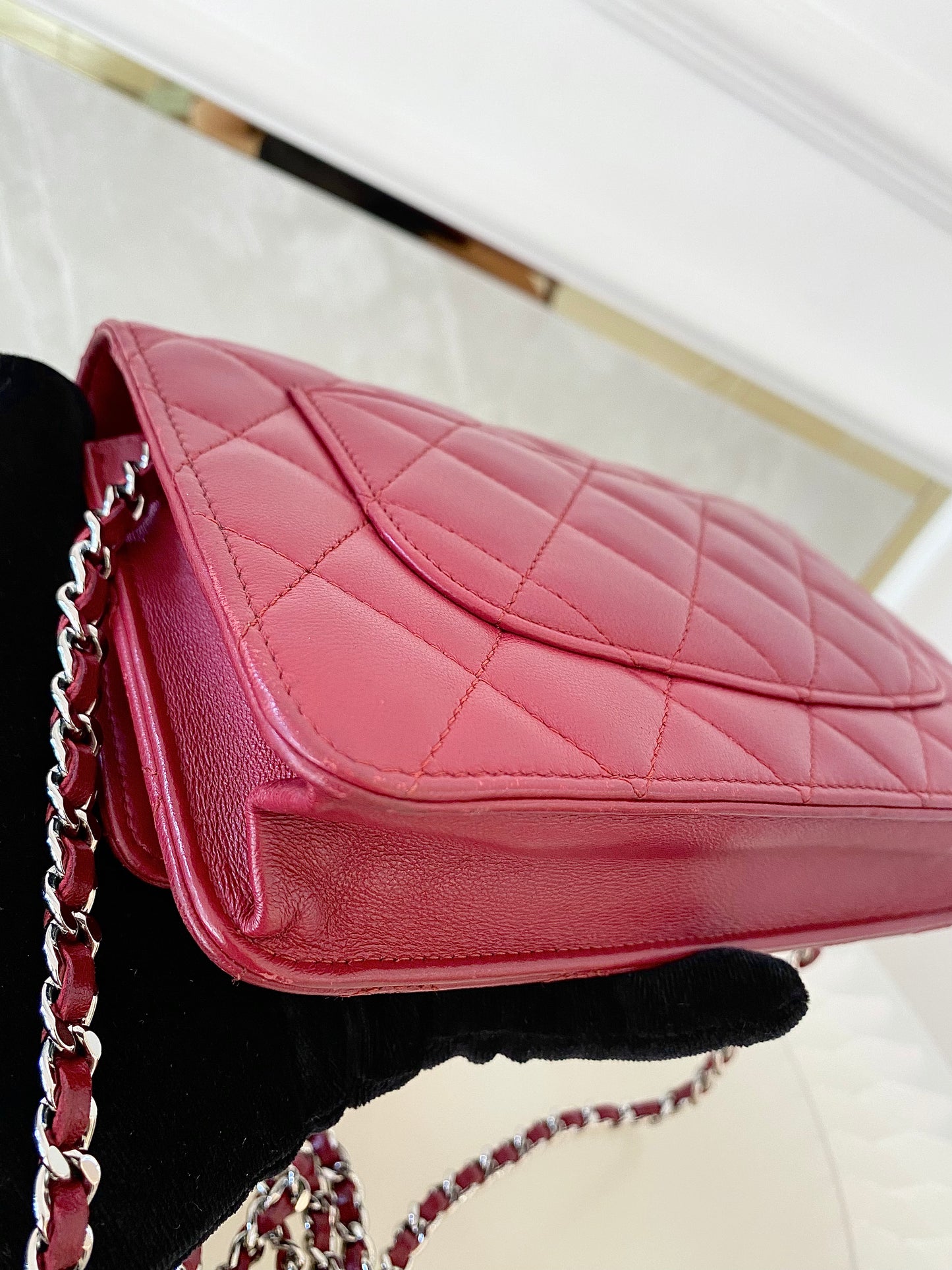 CHANEL Red Lambskin WOC SHW