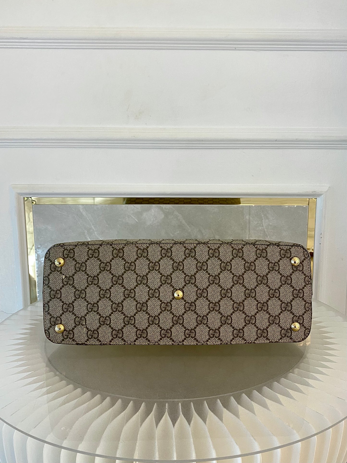 GUCCI Gg Supreme Medium  2way Zip-Top Tote Bag