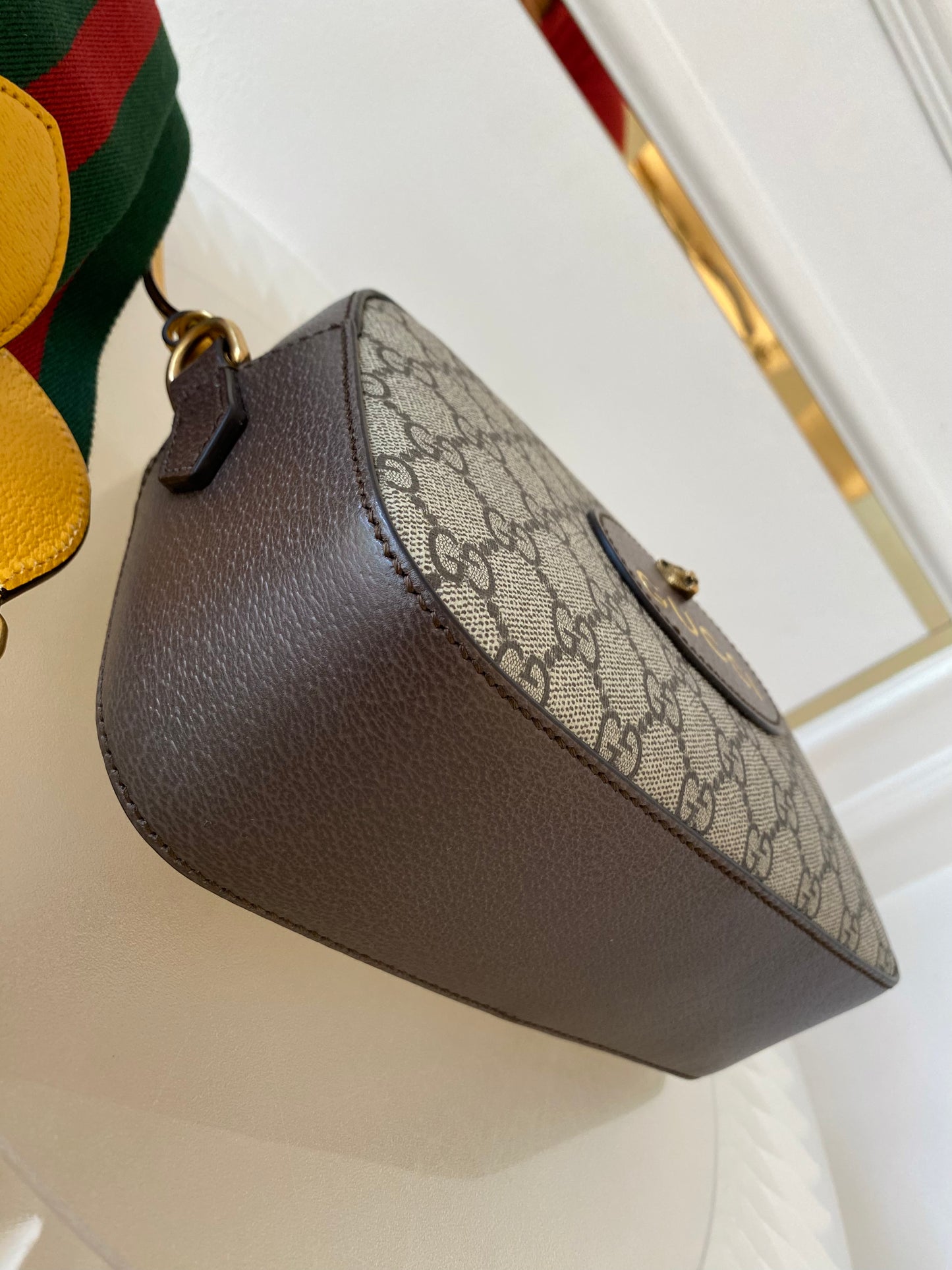 GUCCI Neo Gg Supreme Bag