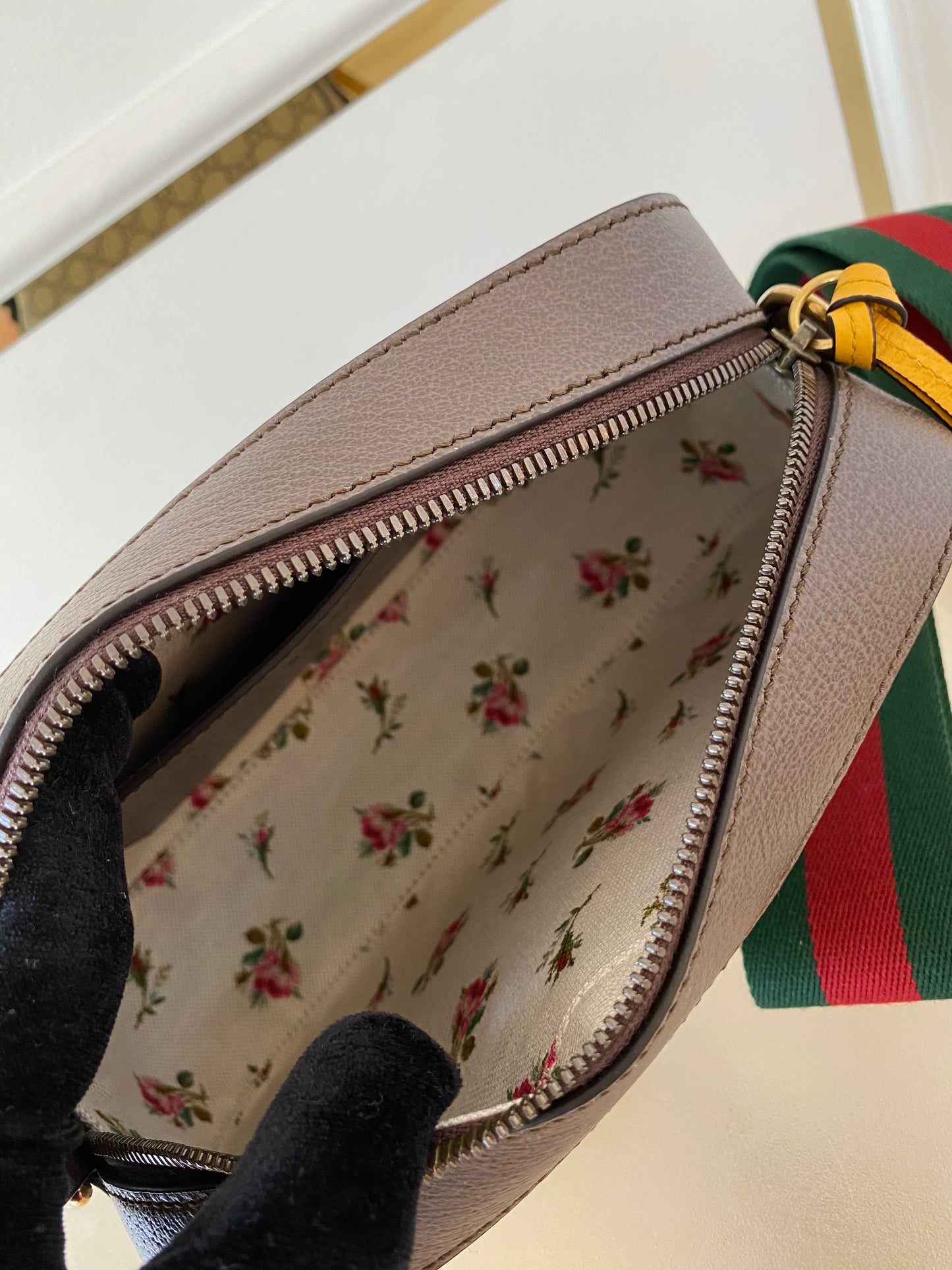 GUCCI Neo Gg Supreme Bag