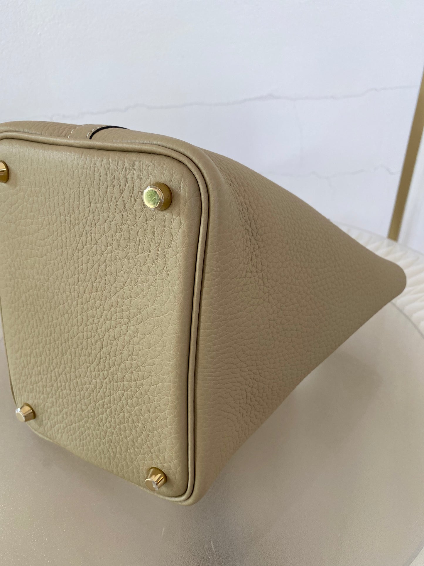 Hermes Picotin 18 Trench GHW