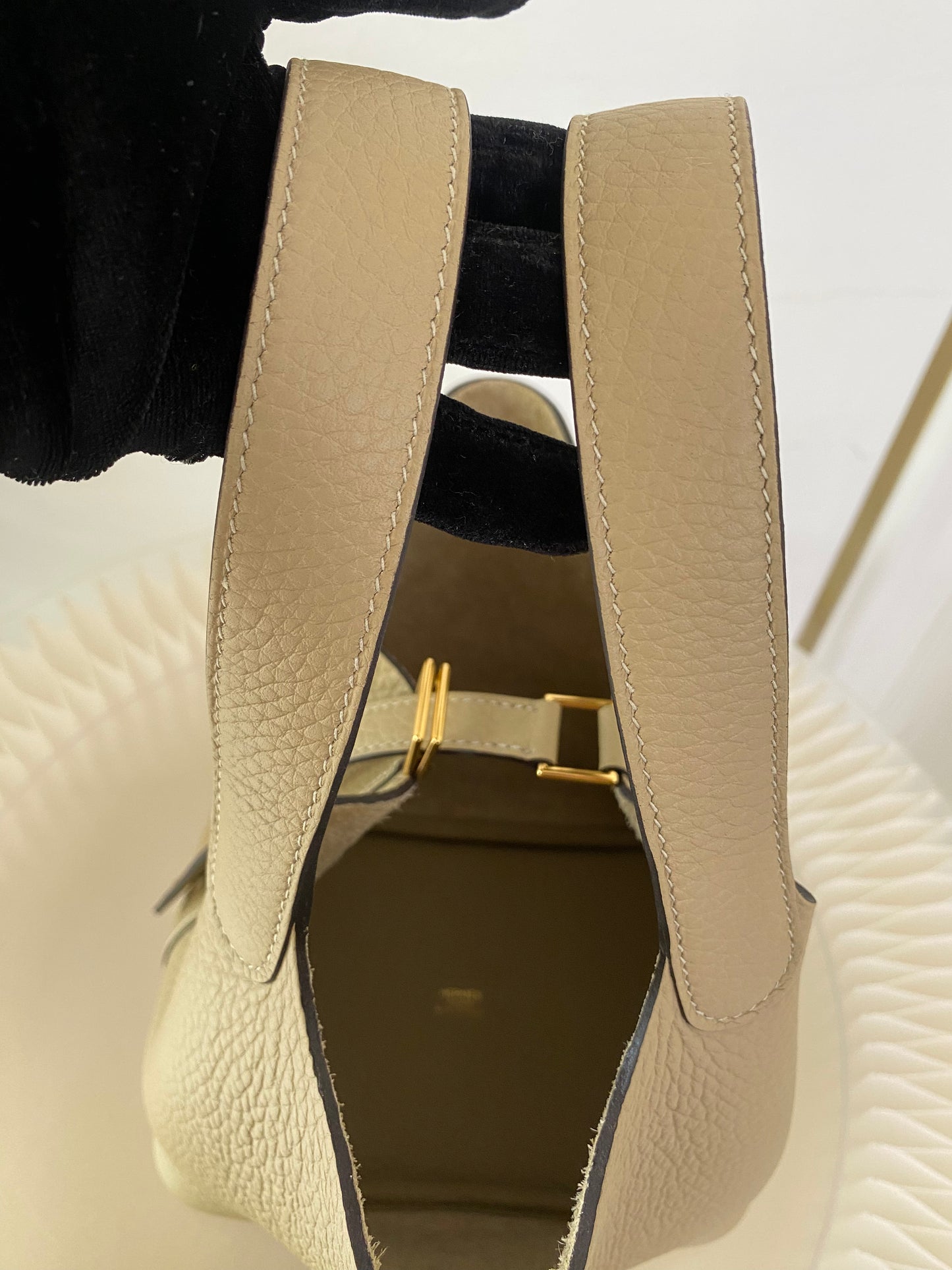 Hermes Picotin 18 Trench GHW