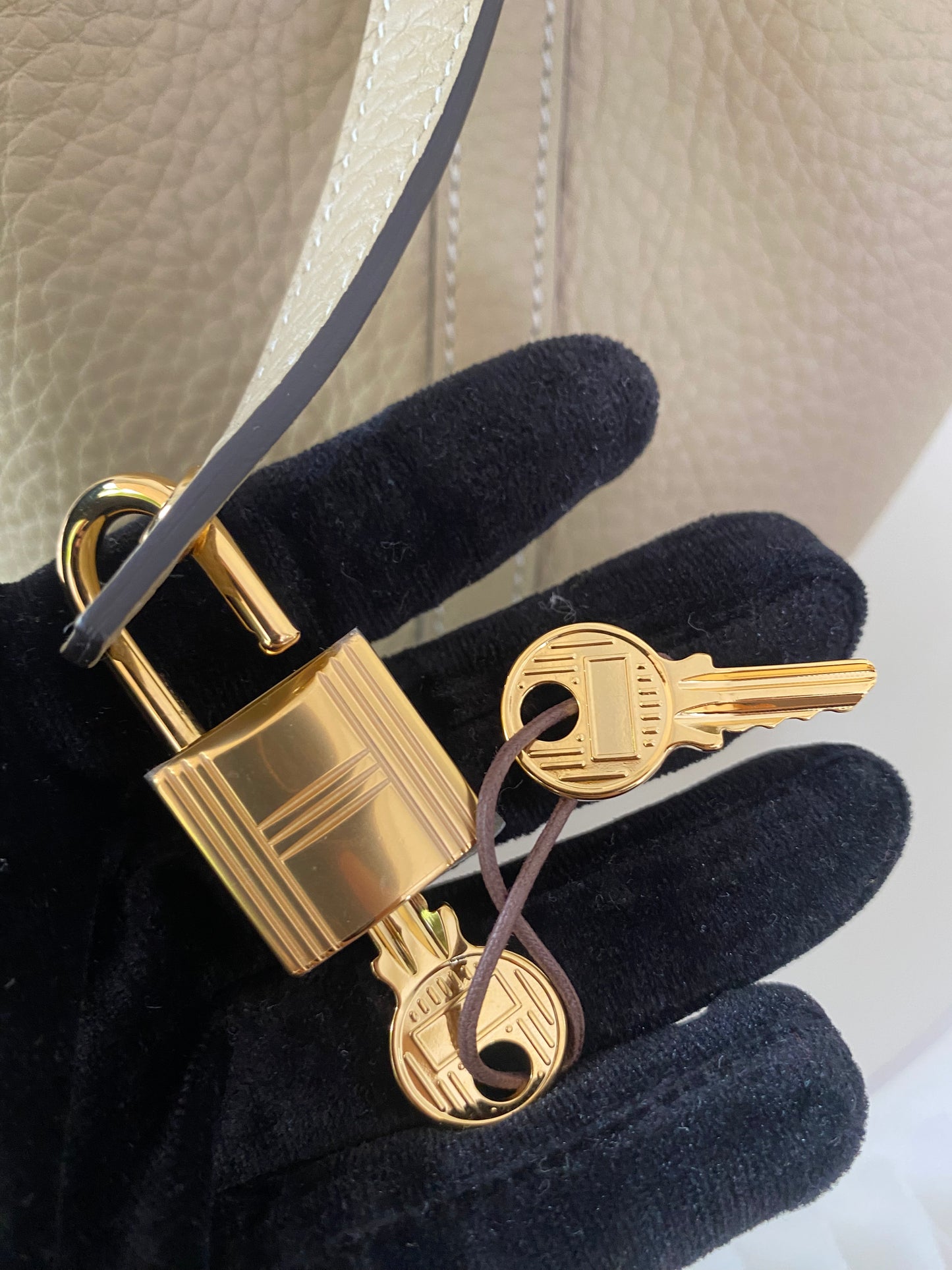 Hermes Picotin 18 Trench GHW