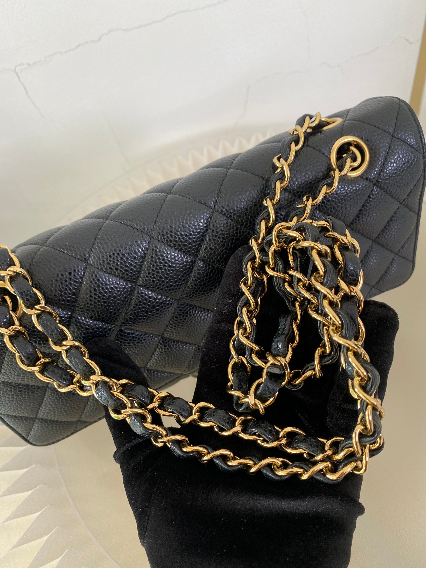 Chanel Classic Medium Double Flap Caviar GHW