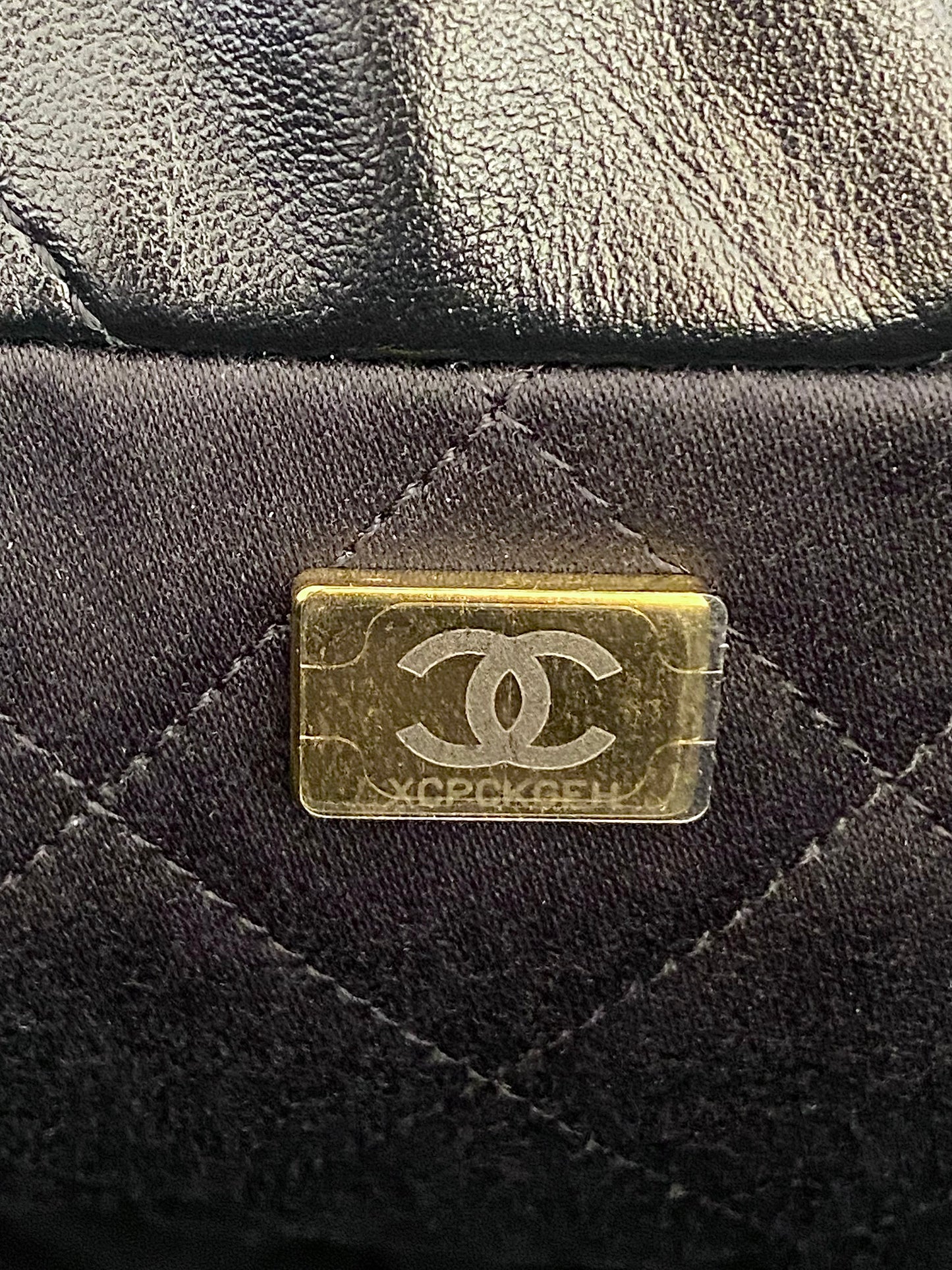 CHANEL C22 Small GHW