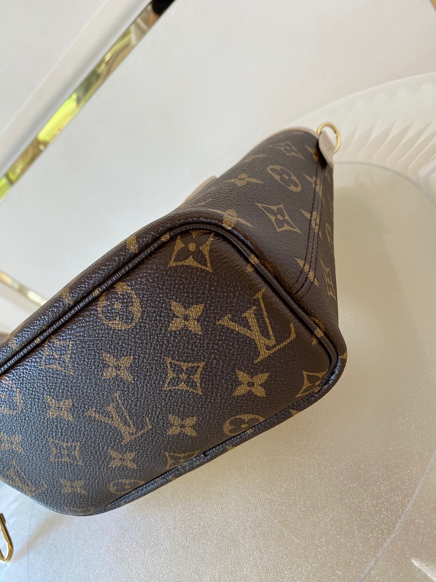LOUIS VUITTON Reversible Neverfull Mini in Monogram Print