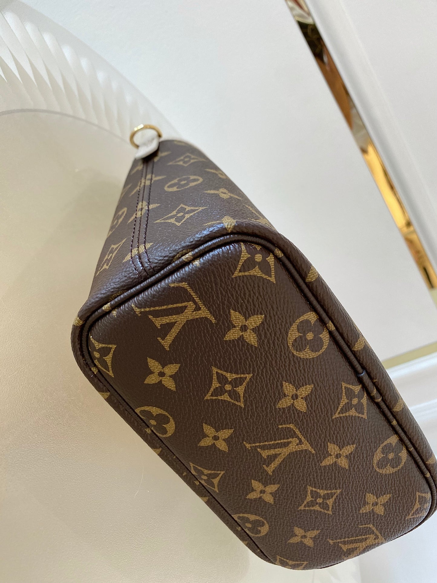 LOUIS VUITTON Reversible Neverfull Mini in Monogram Print