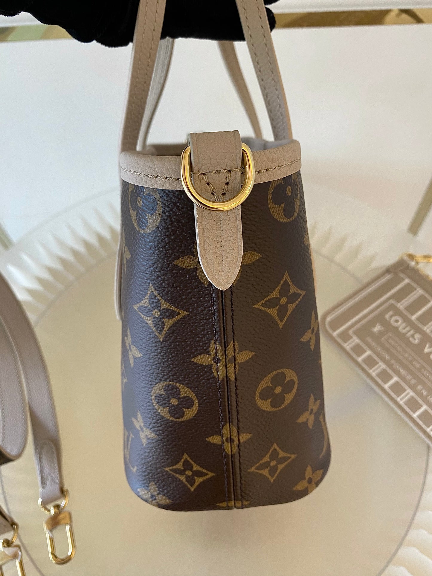 LOUIS VUITTON Reversible Neverfull Mini in Monogram Print