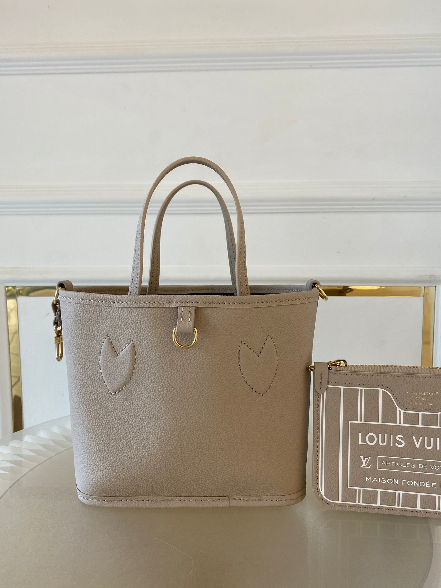 LOUIS VUITTON Reversible Neverfull Mini in Monogram Print