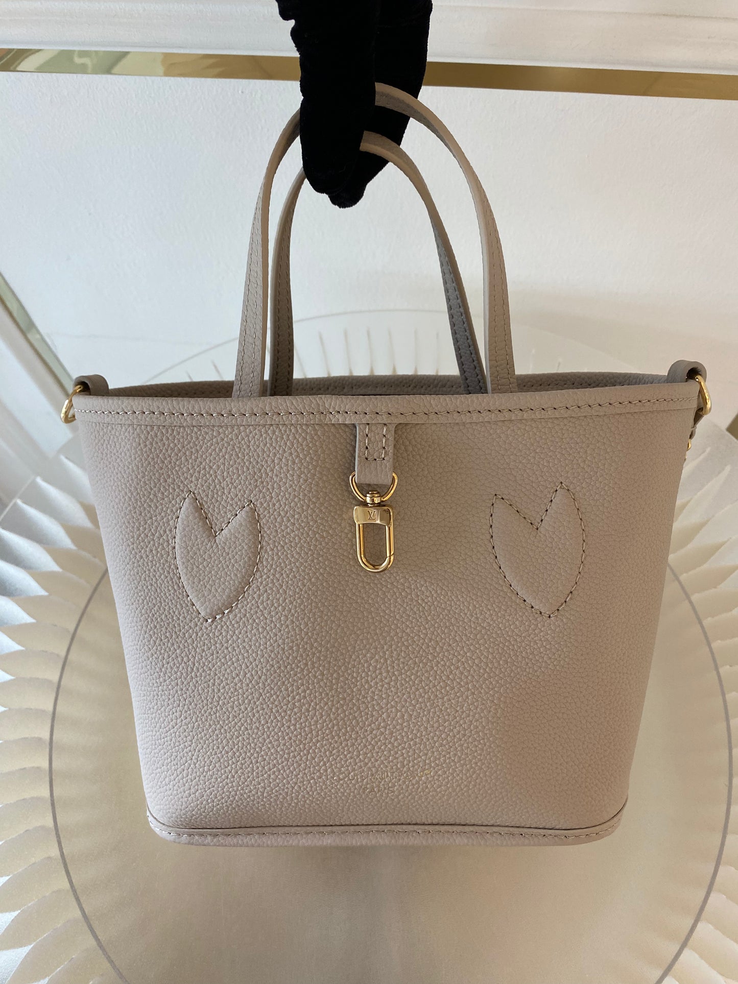 LOUIS VUITTON Reversible Neverfull Mini in Monogram Print