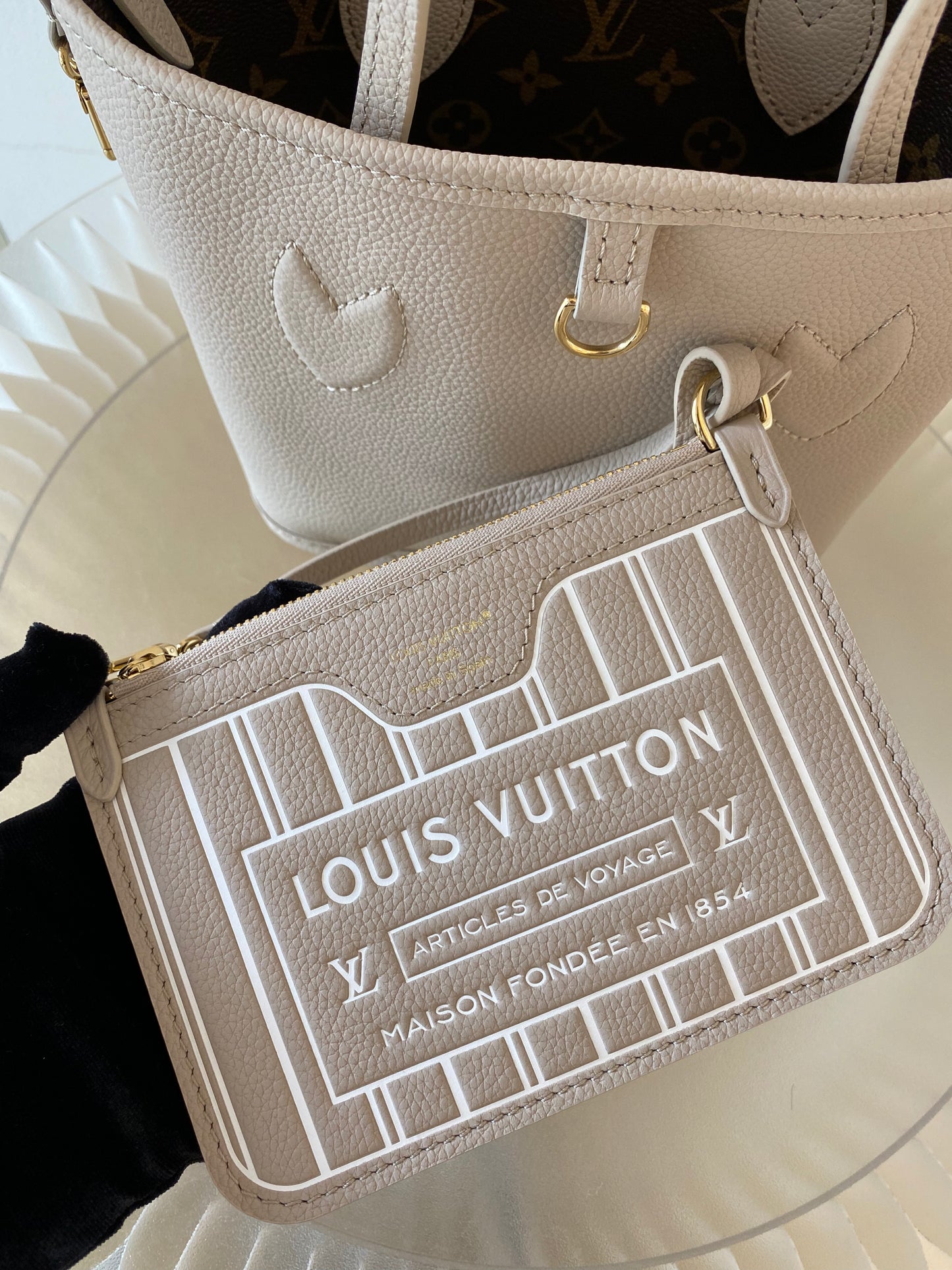 LOUIS VUITTON Reversible Neverfull Mini in Monogram Print