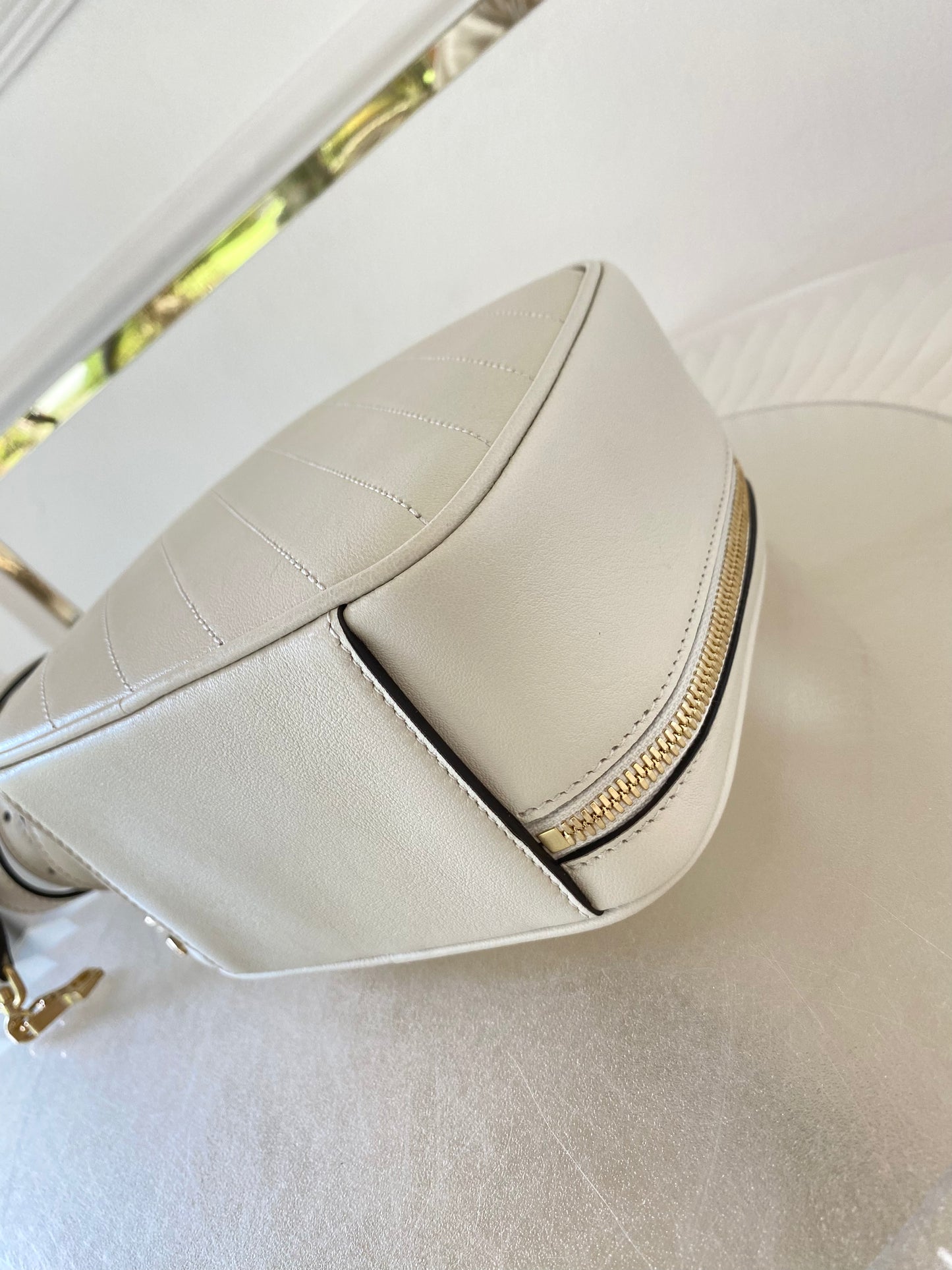 GUCCI Blondie 2-Way Top Handle Bag