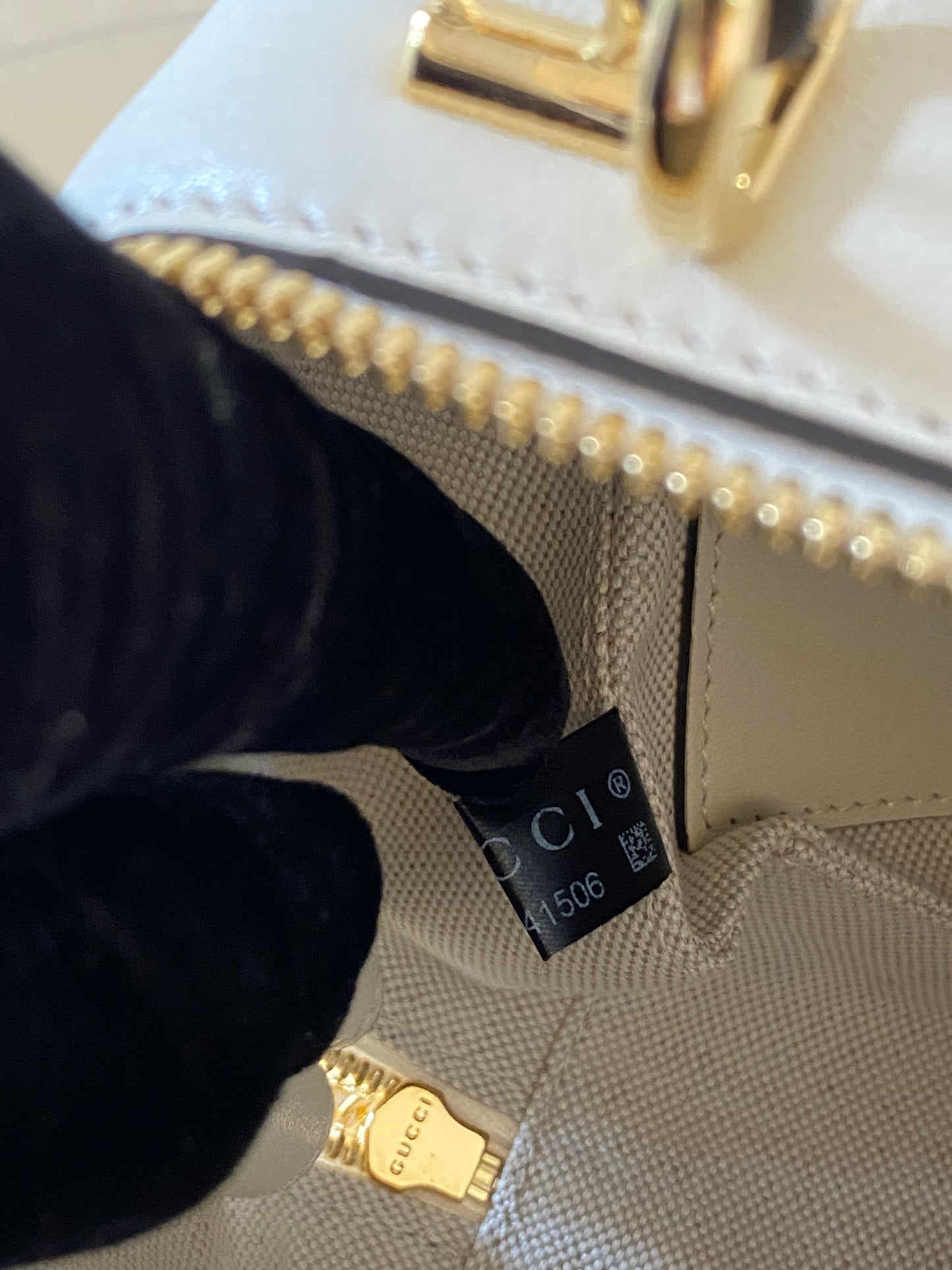 GUCCI Blondie 2-Way Top Handle Bag