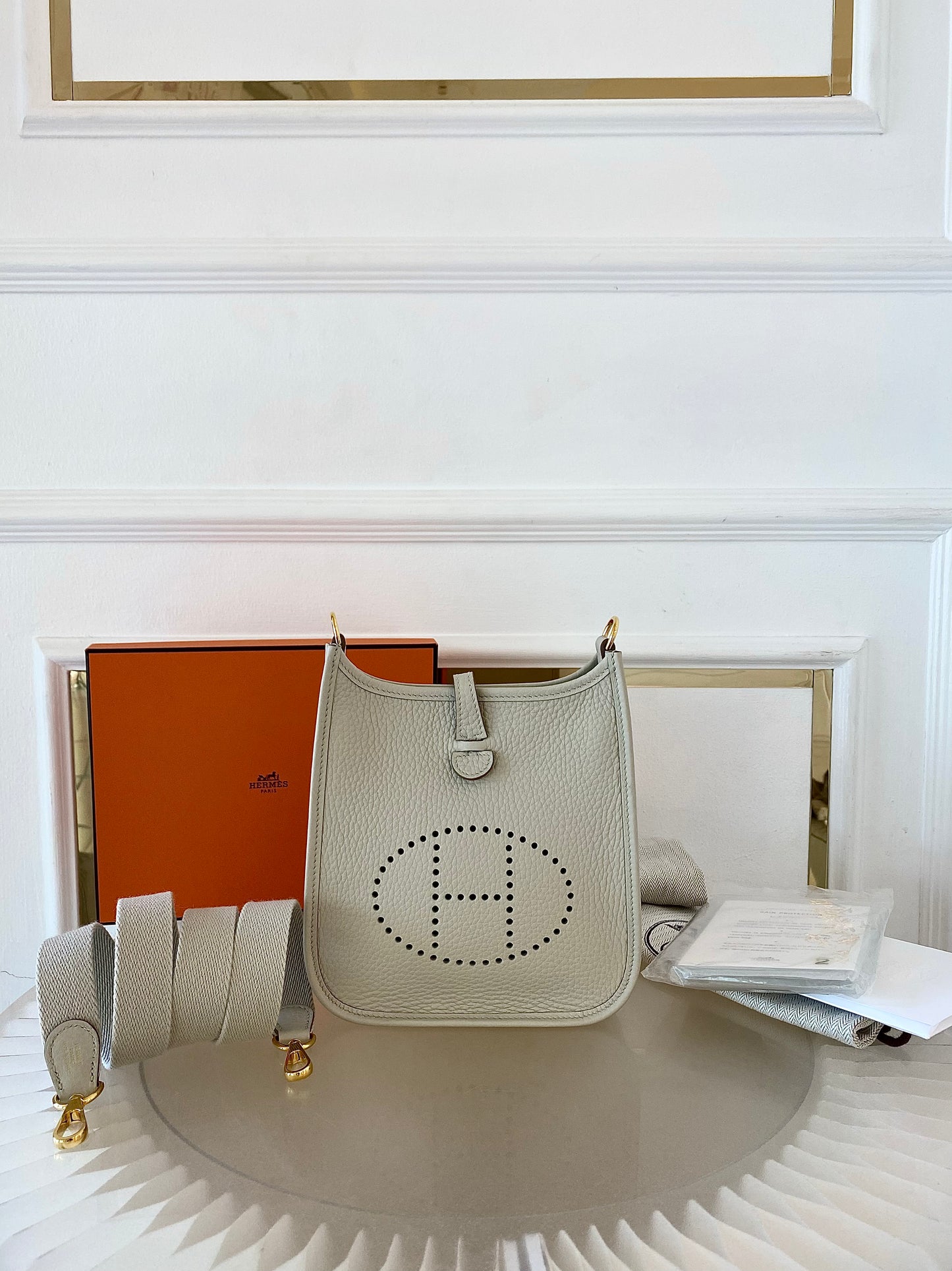 Hermes Evelyne TPM Beton GHW