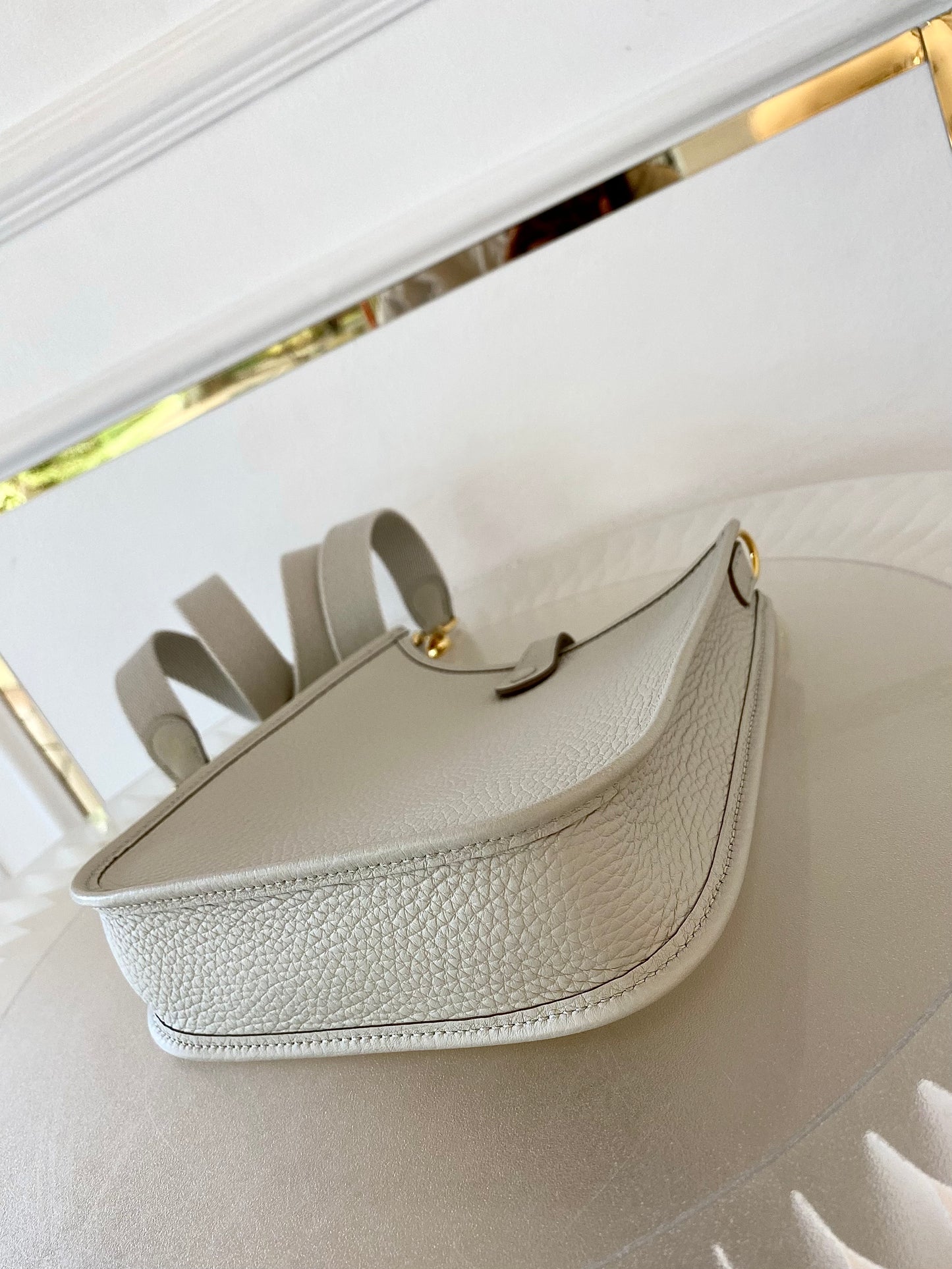 Hermes Evelyne TPM Beton GHW
