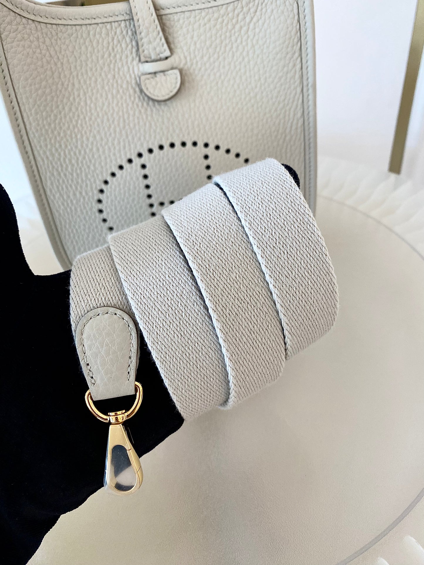 Hermes Evelyne TPM Beton GHW