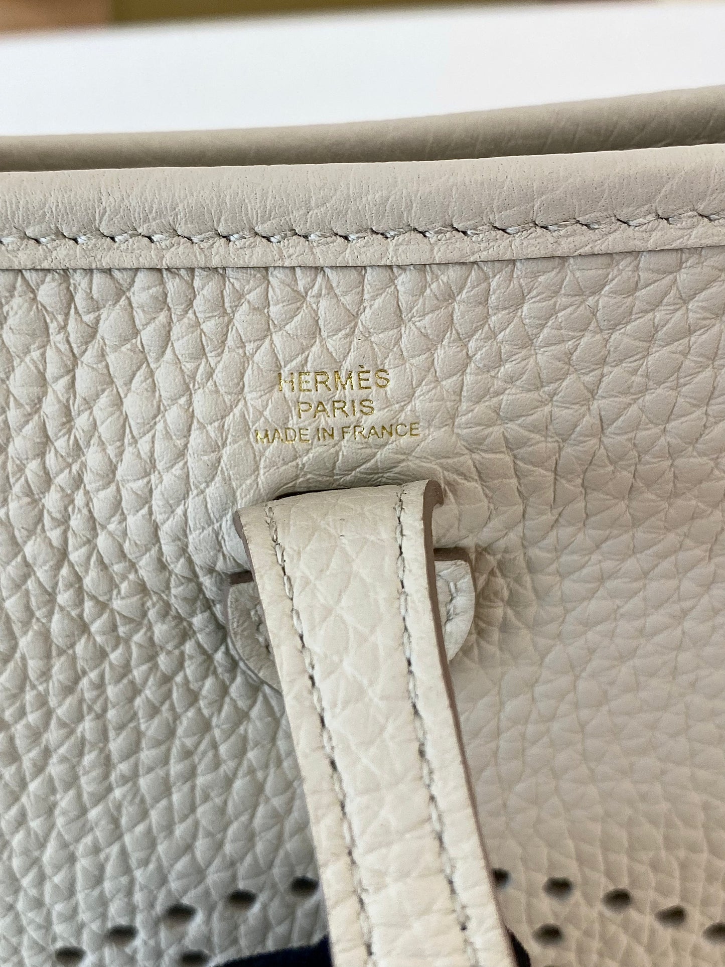 Hermes Evelyne TPM Beton GHW