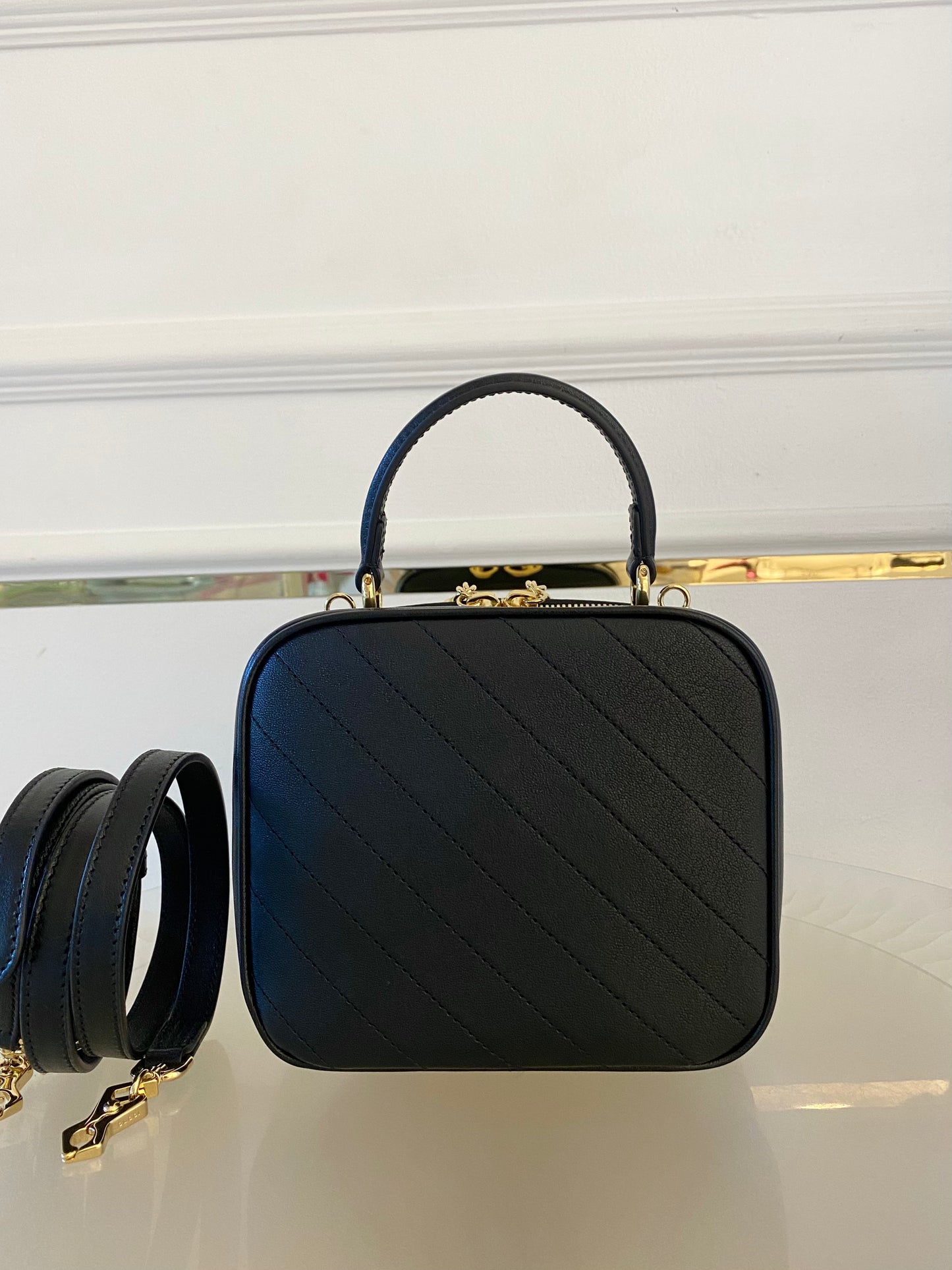GUCCI Blondie 2-Way Top Handle Bag