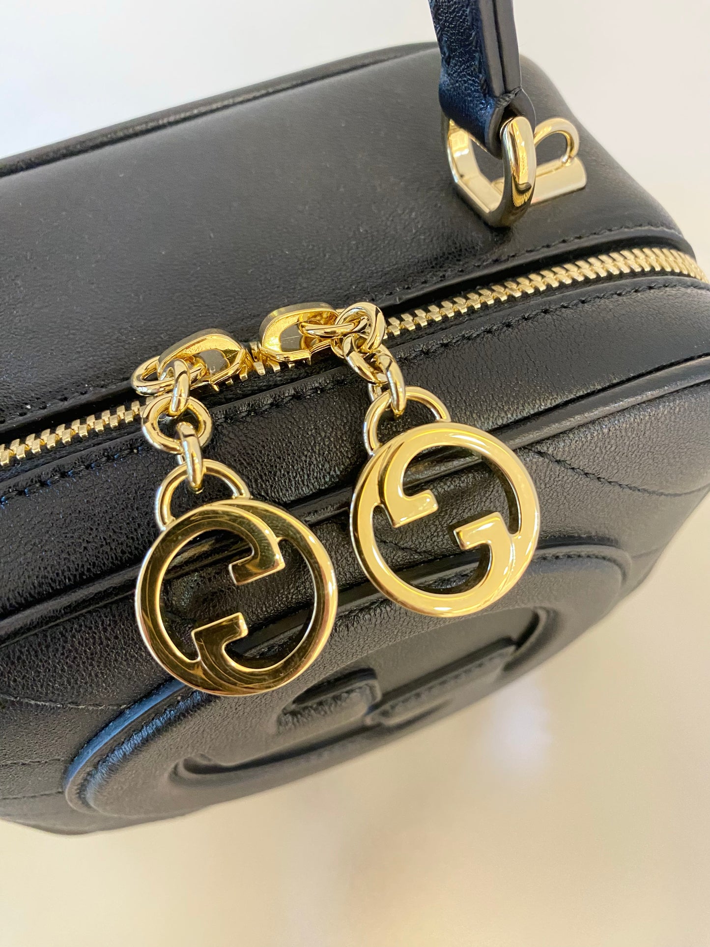 GUCCI Blondie 2-Way Top Handle Bag