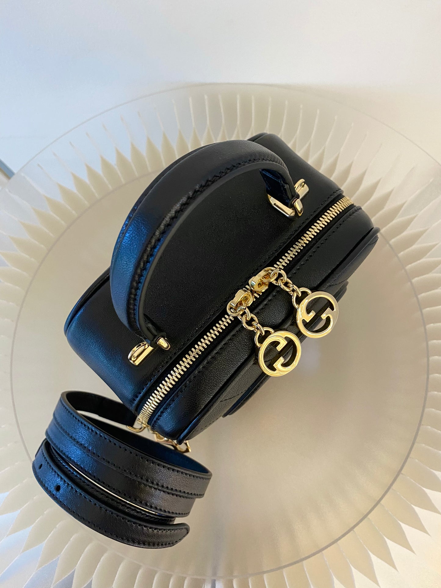 GUCCI Blondie 2-Way Top Handle Bag