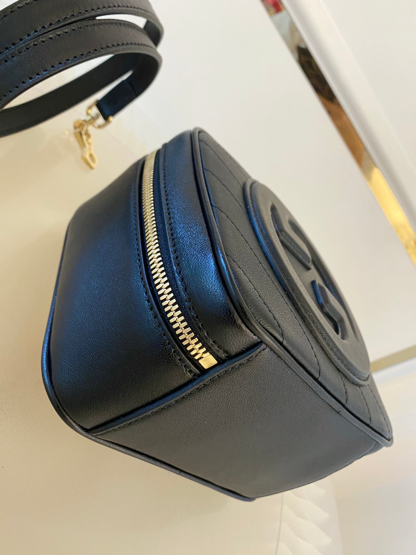 GUCCI Blondie 2-Way Top Handle Bag