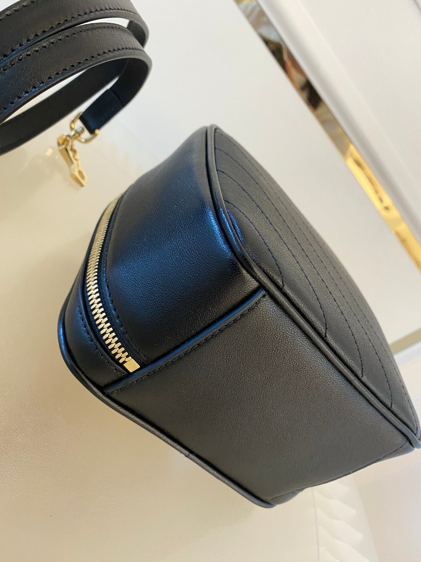 GUCCI Blondie 2-Way Top Handle Bag