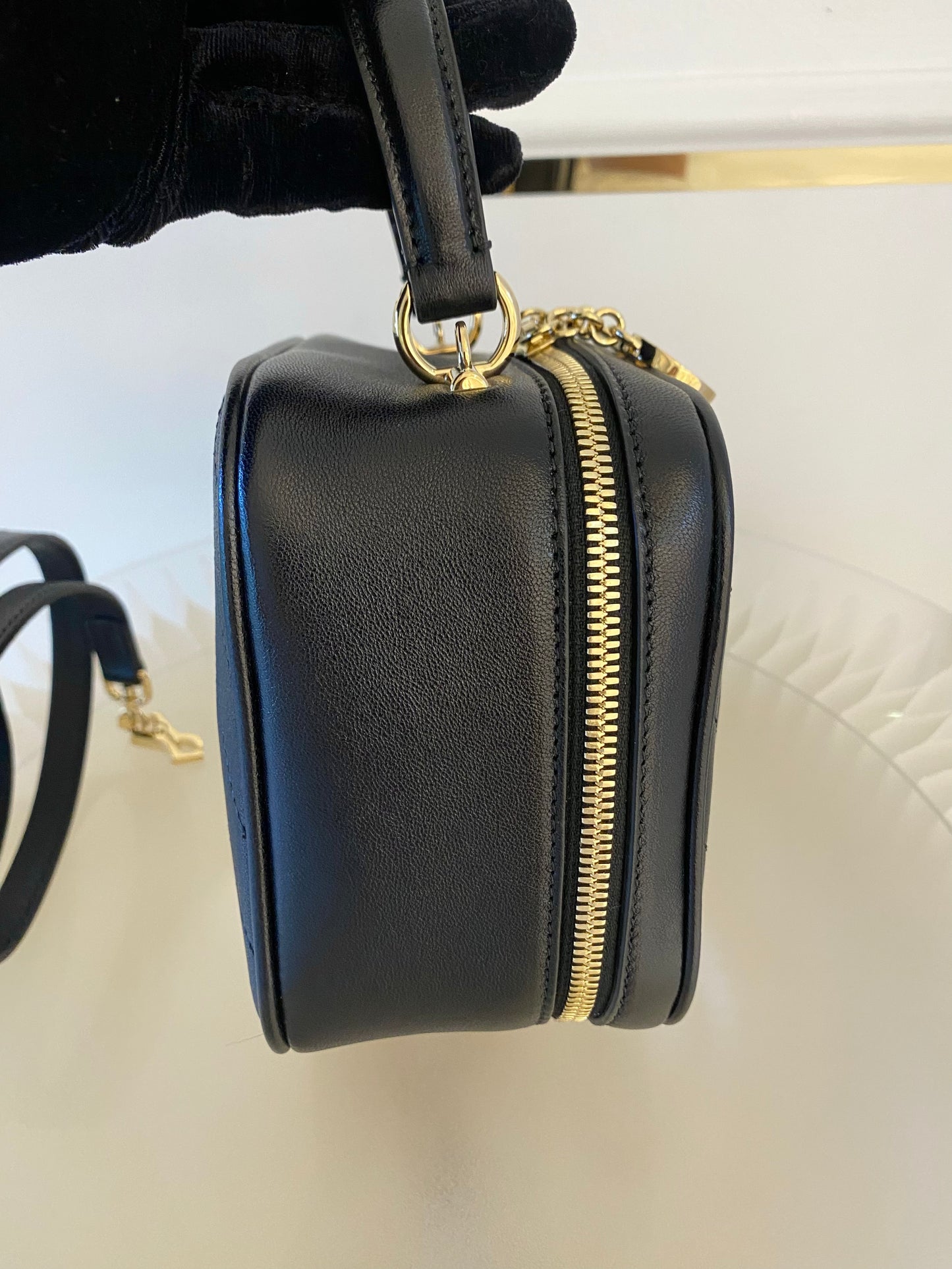 GUCCI Blondie 2-Way Top Handle Bag