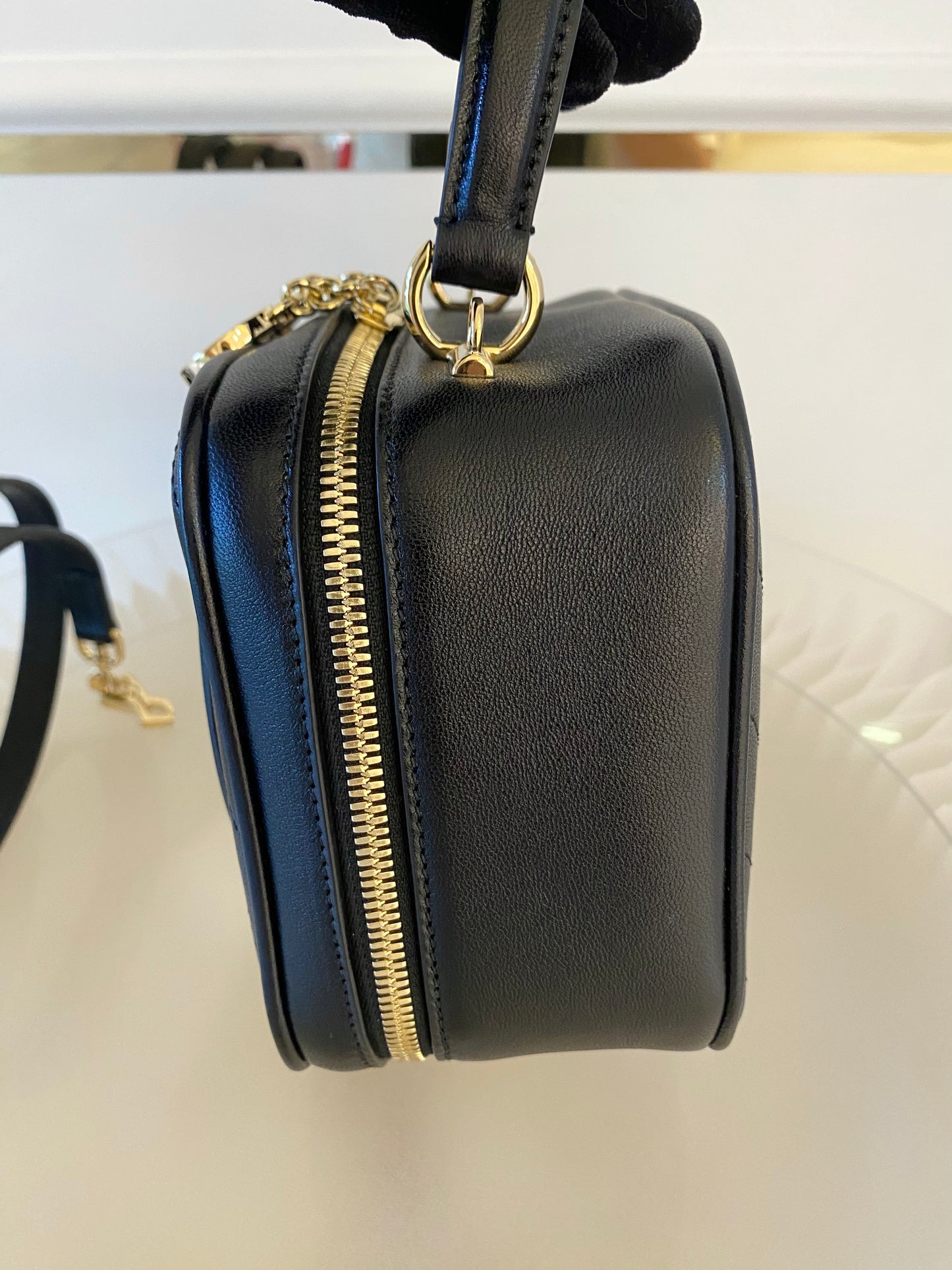GUCCI Blondie 2-Way Top Handle Bag