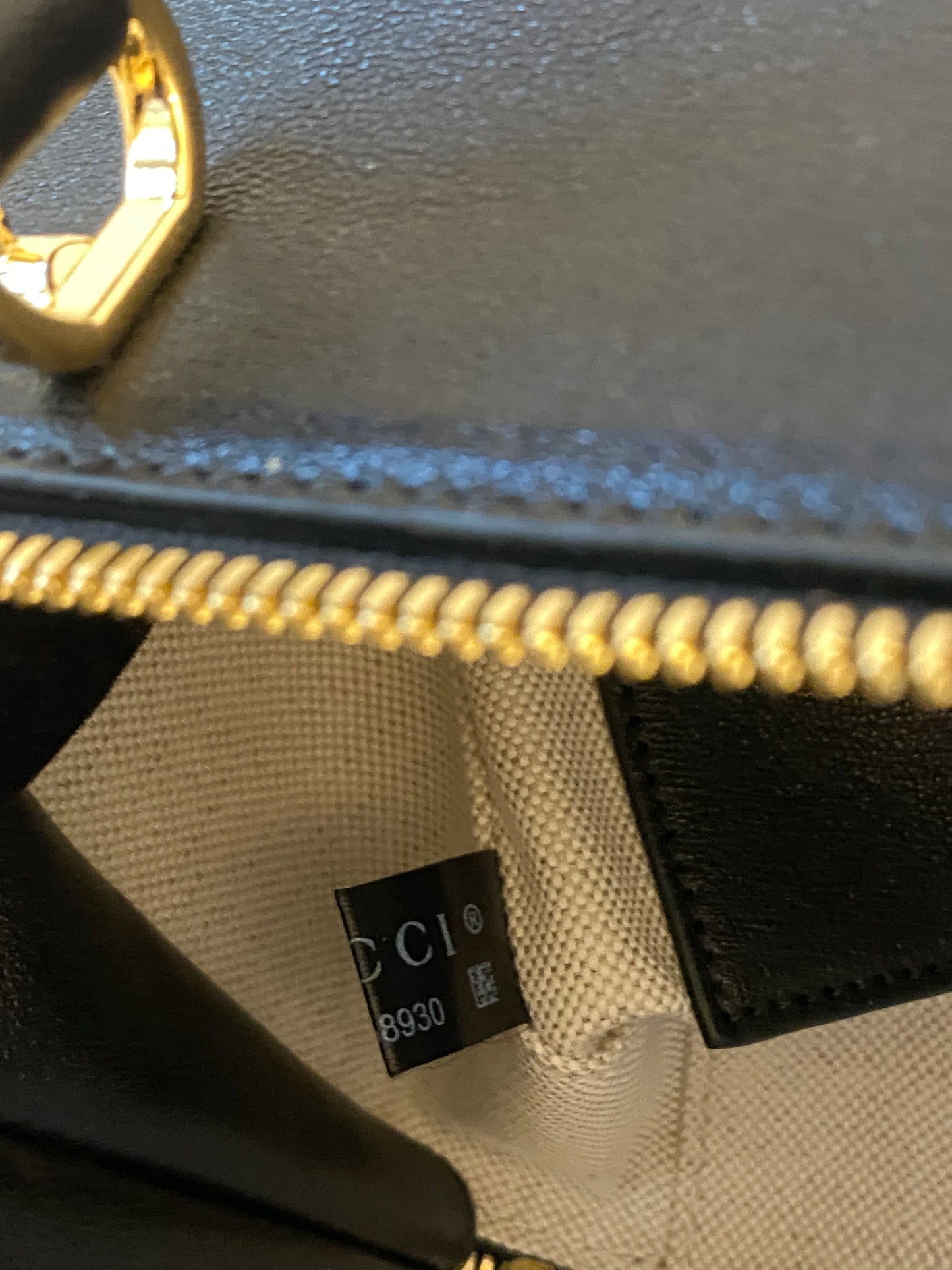 GUCCI Blondie 2-Way Top Handle Bag