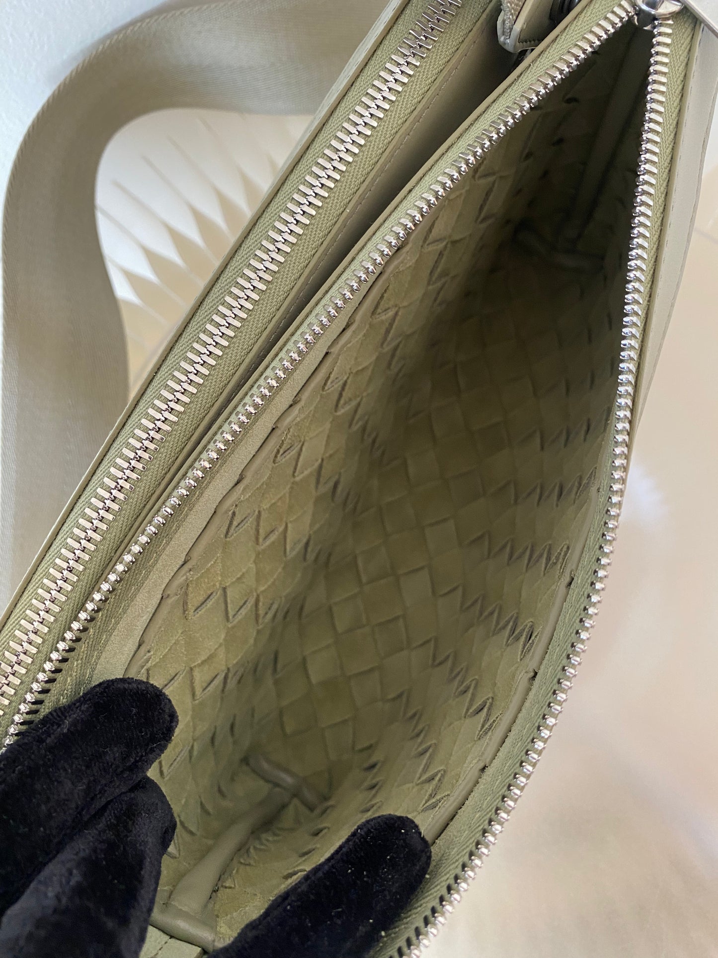 BOTTEGA VENETA Intercciato Duo Messenger Bag