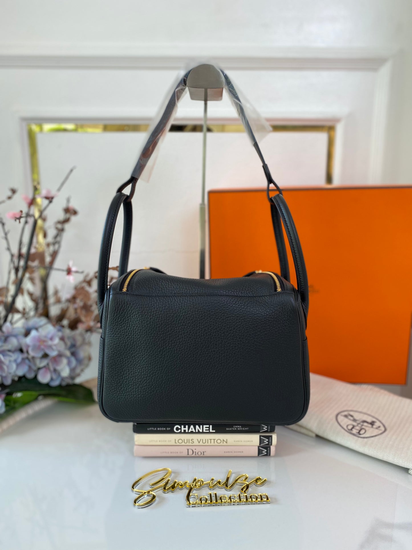 Hermes Lindy 26 Taurillon Clemence 89 Noir GHW