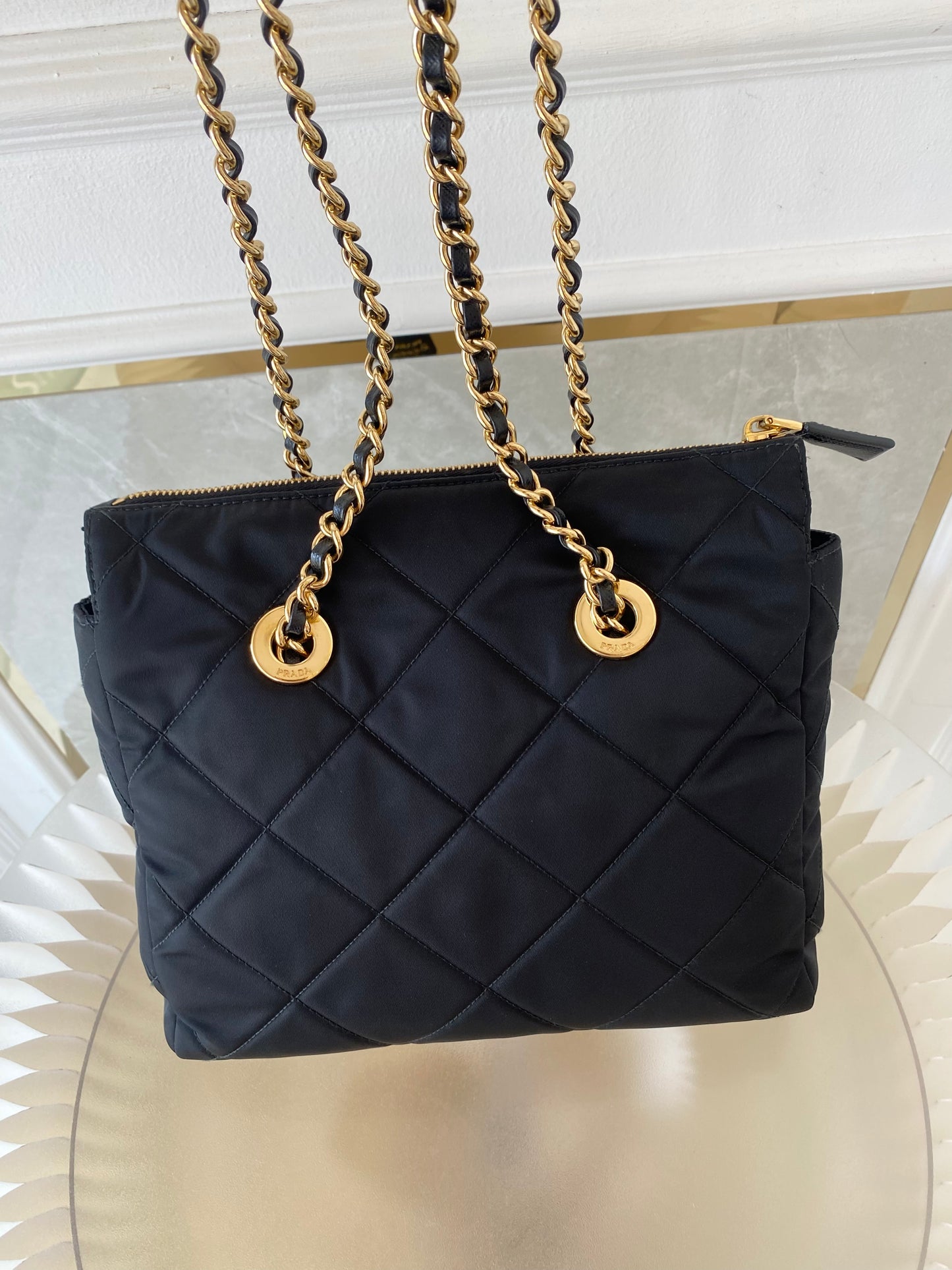 RE-NYLON IMPUNTO QUILTED RE-EDITION 1995 CHAIN SHOULDER BAG