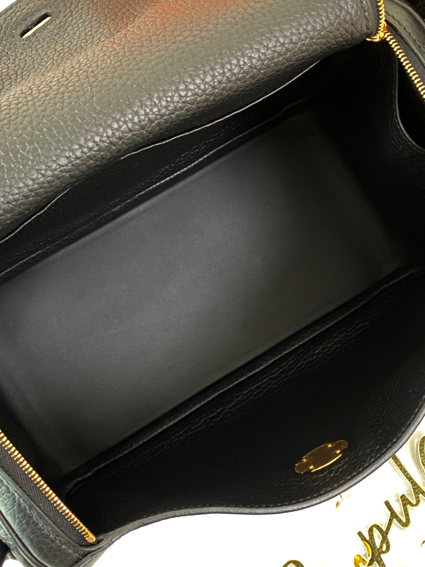 Hermes Lindy 26 Taurillon Clemence 89 Noir GHW