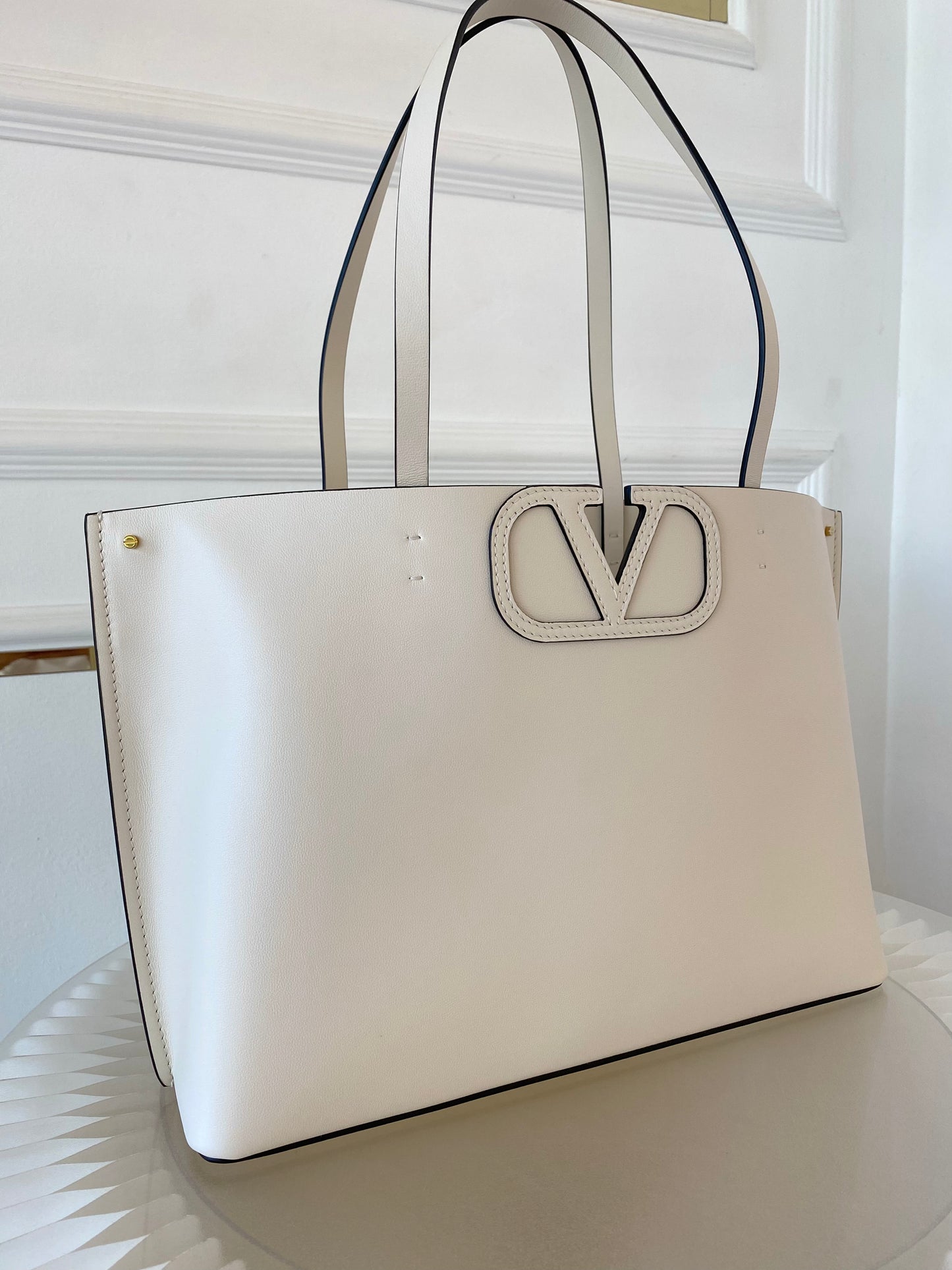 VLTN Fill Me White Ivory Tote Bag