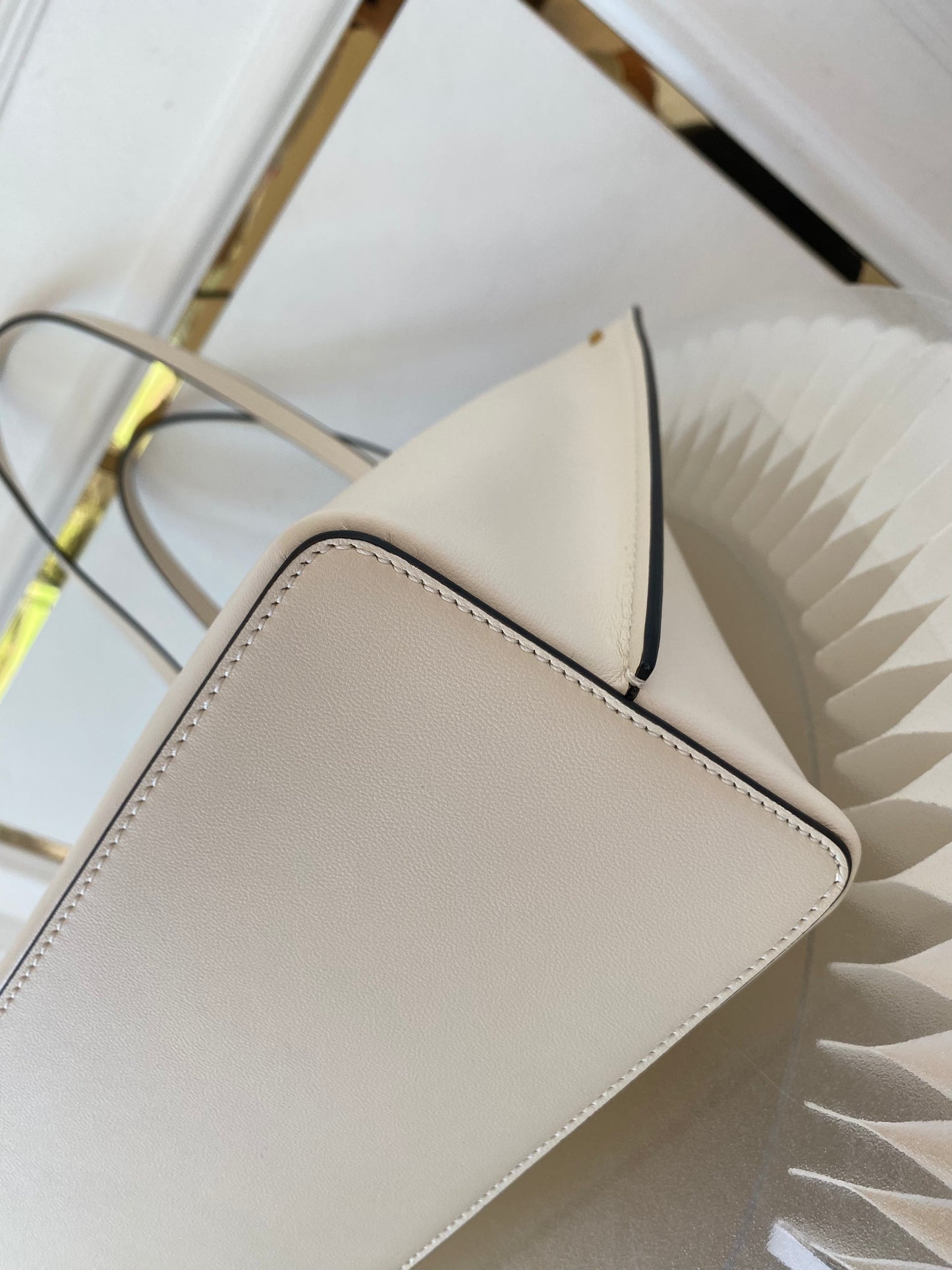 VLTN Fill Me White Ivory Tote Bag