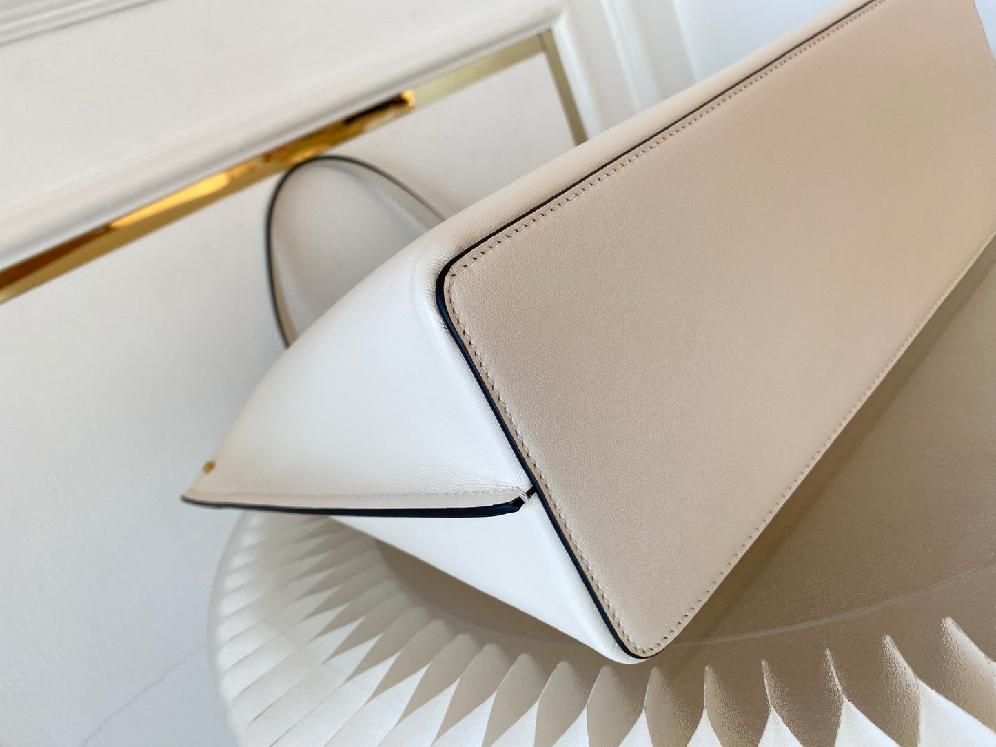 VLTN Fill Me White Ivory Tote Bag